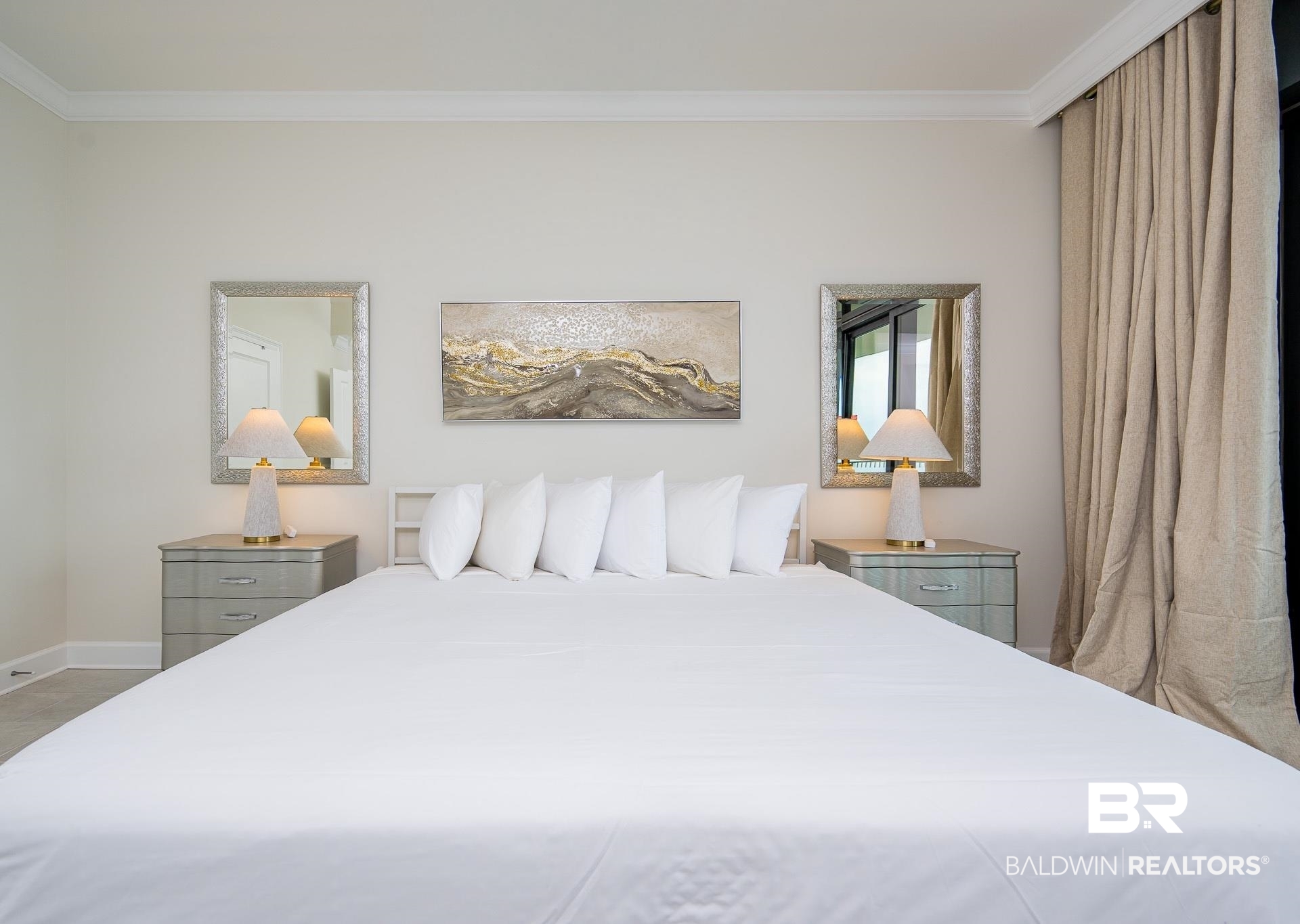 533 E Beach Boulevard 1203
