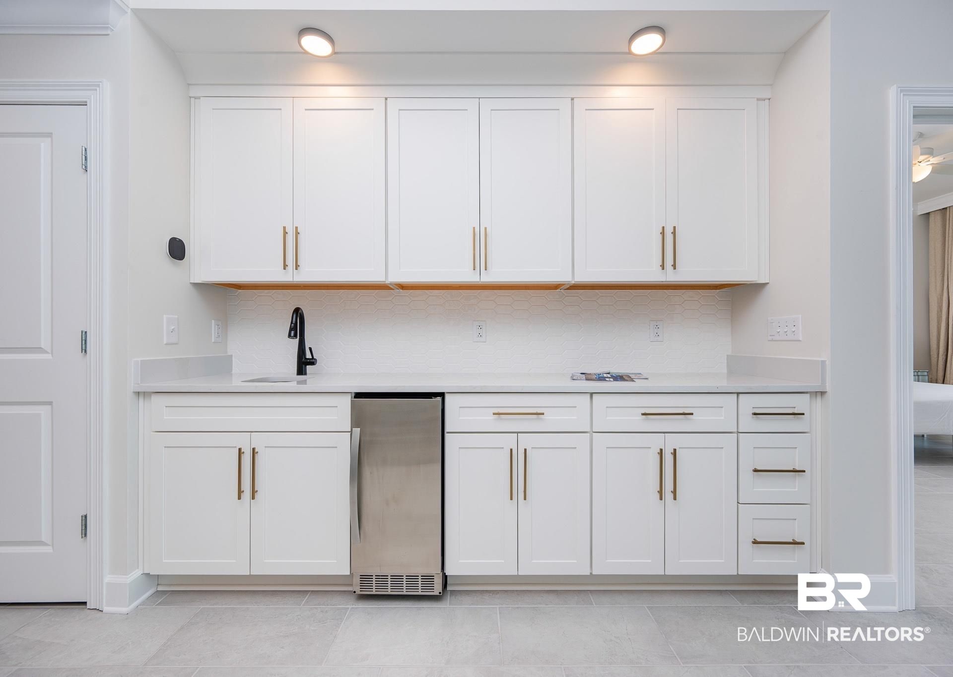533 E Beach Boulevard 1203