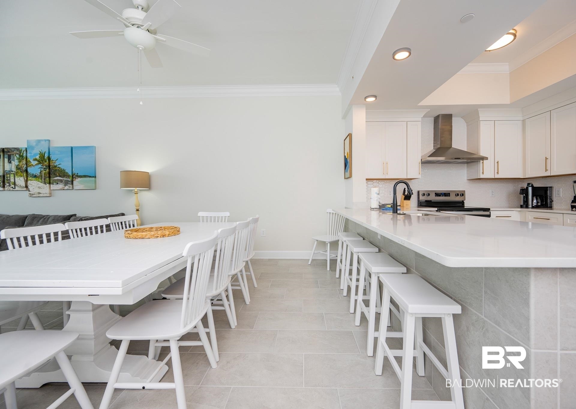533 E Beach Boulevard 1203