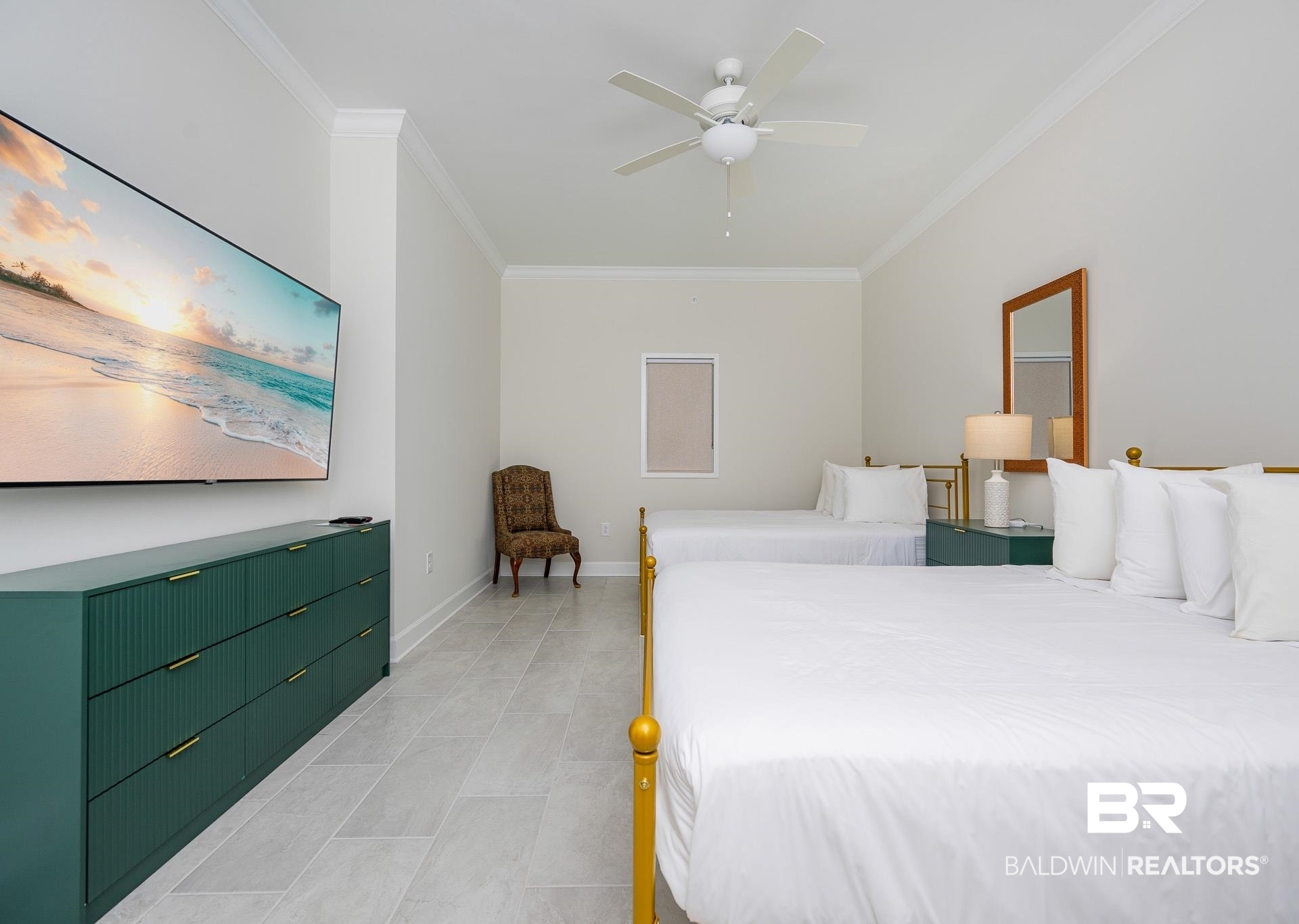 533 E Beach Boulevard 1203