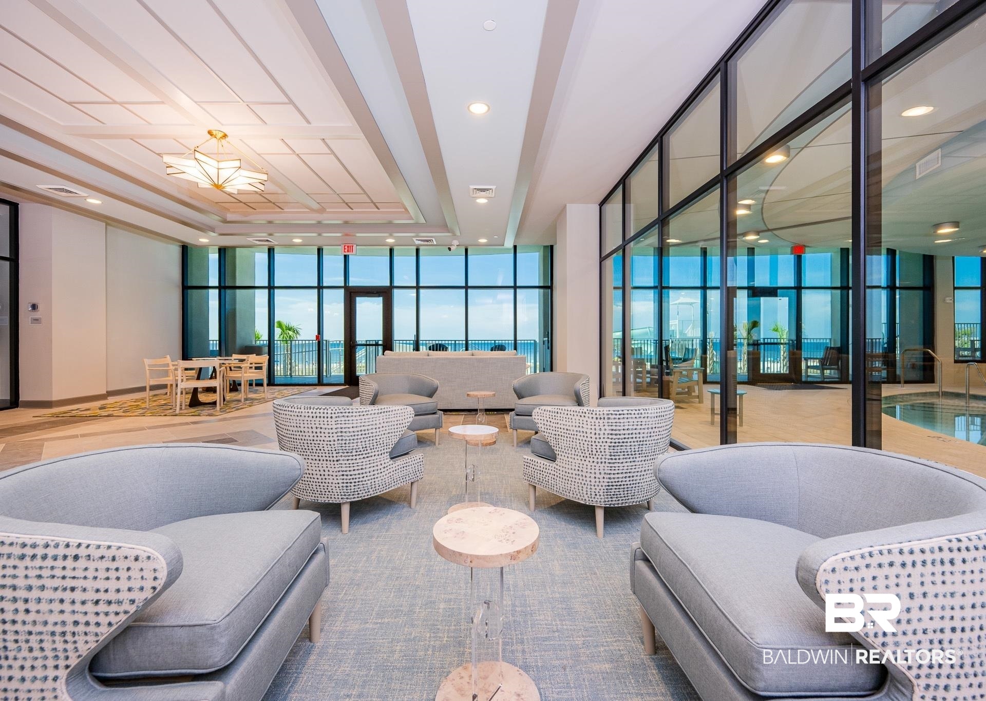 533 E Beach Boulevard 19AW1