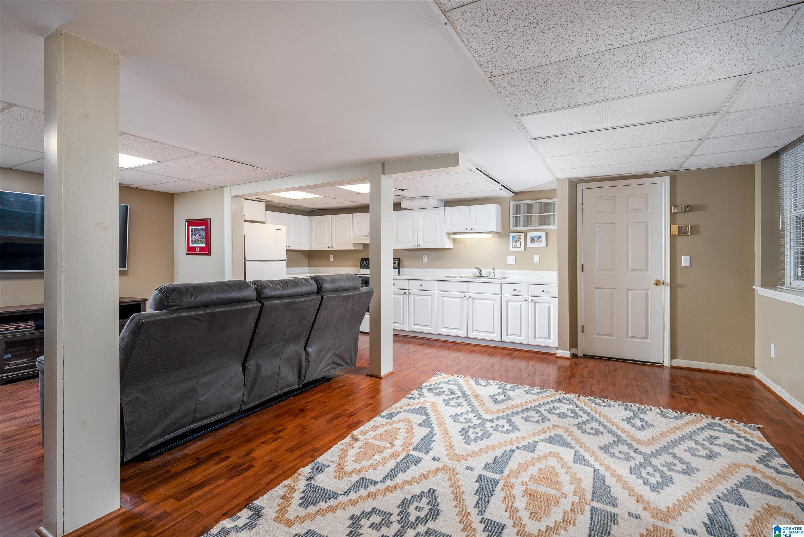 4513 SWALLOW PLACE