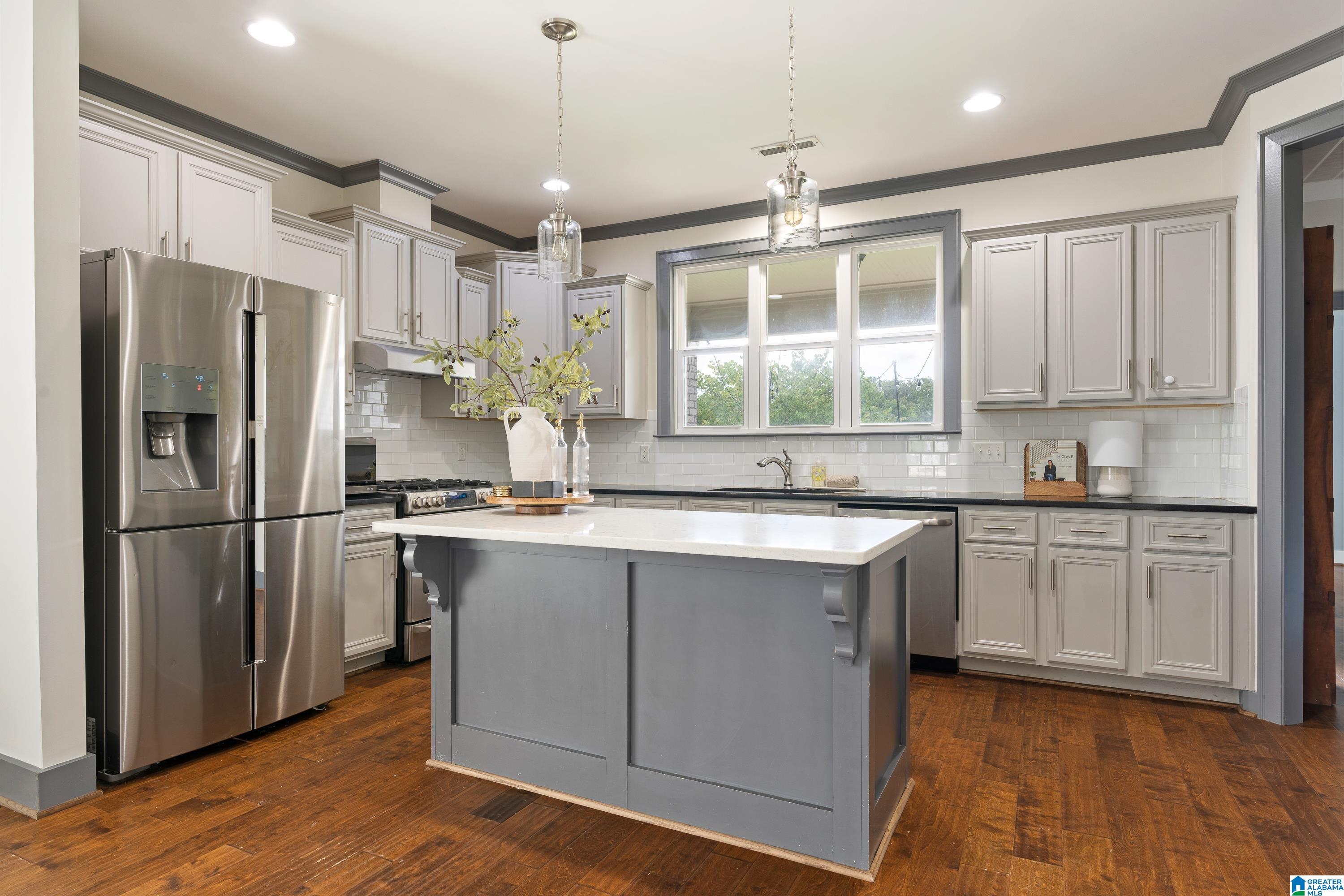 6651 WOODMERE CROSSING