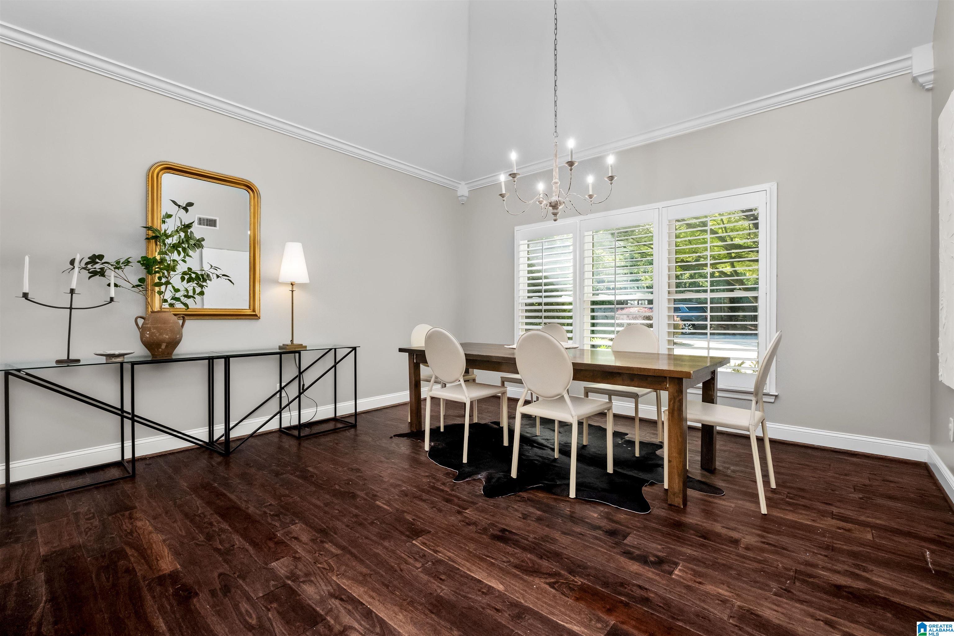4022 VESTVIEW DRIVE