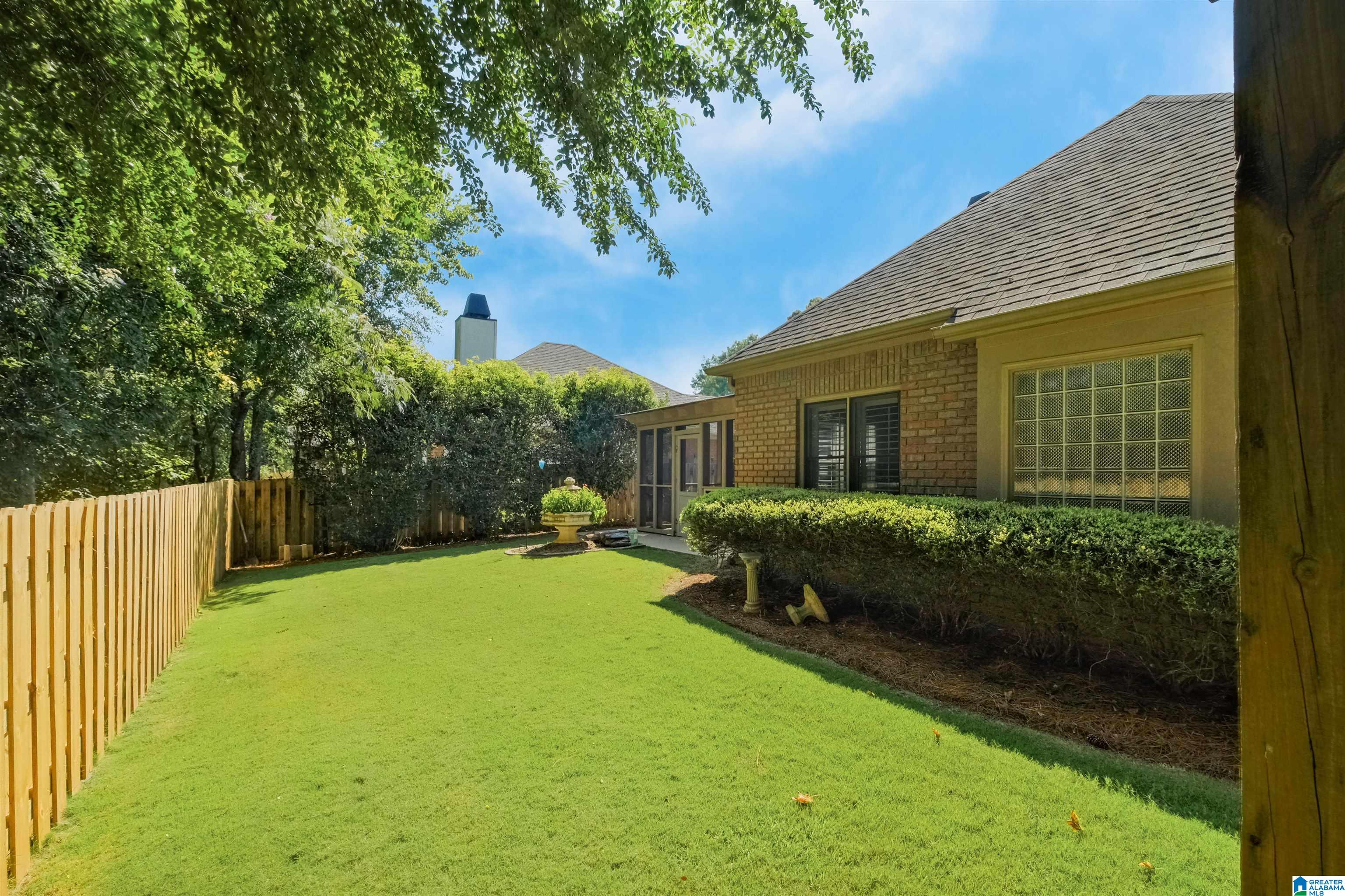 4022 VESTVIEW DRIVE