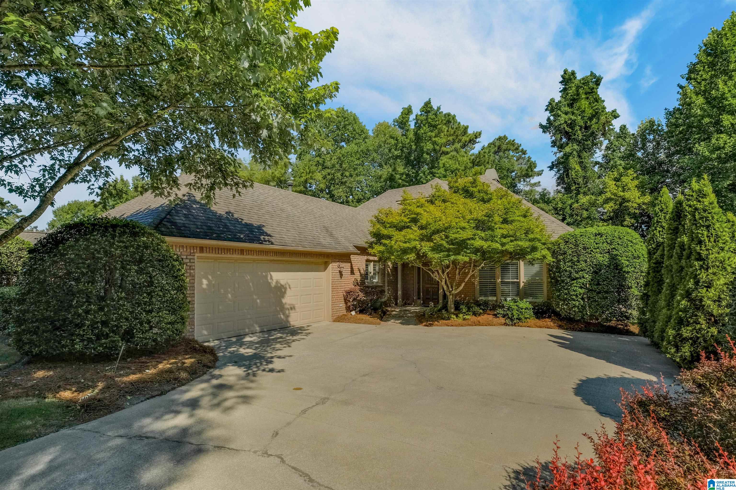 4022 VESTVIEW DRIVE