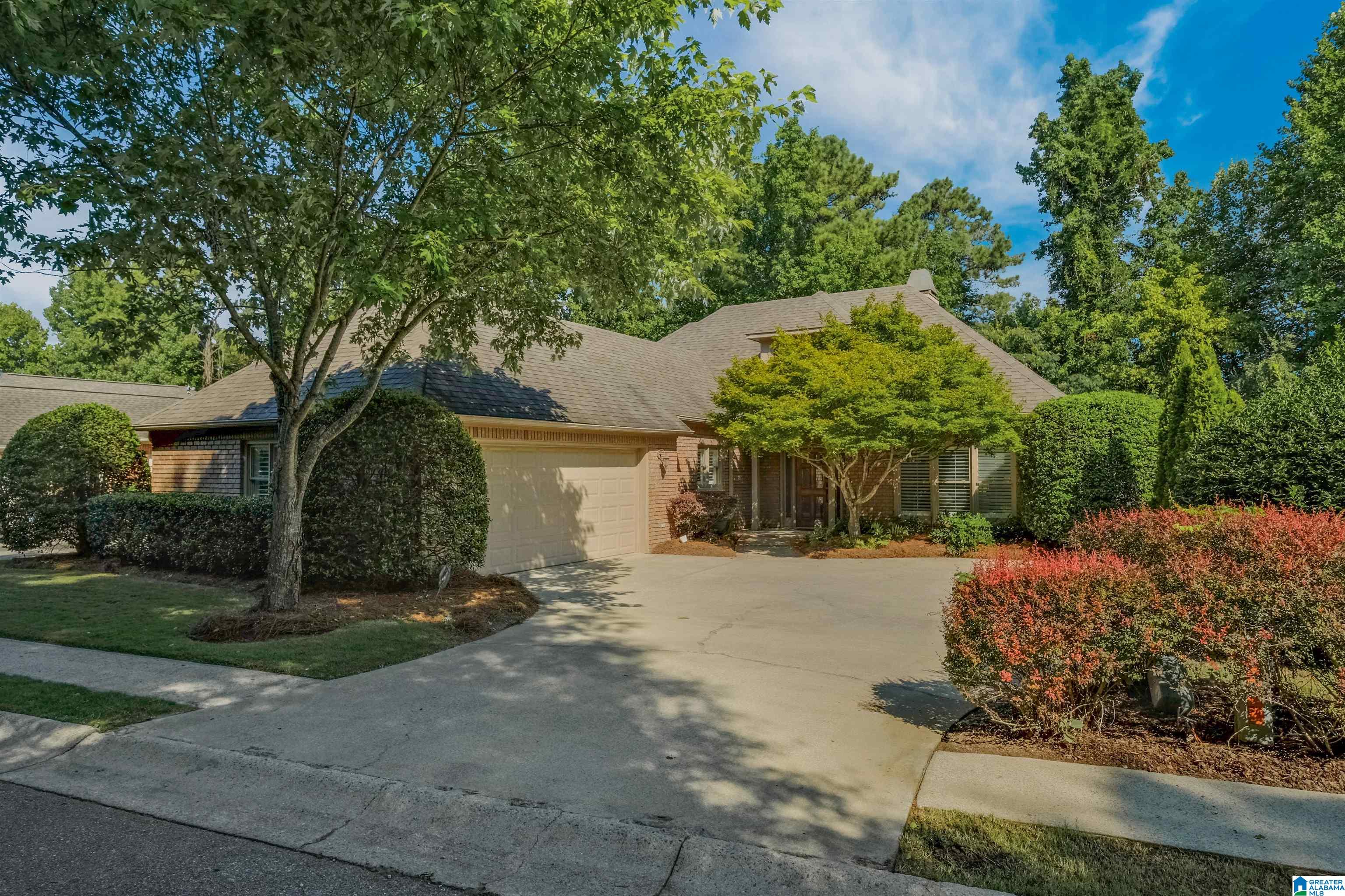4022 VESTVIEW DRIVE