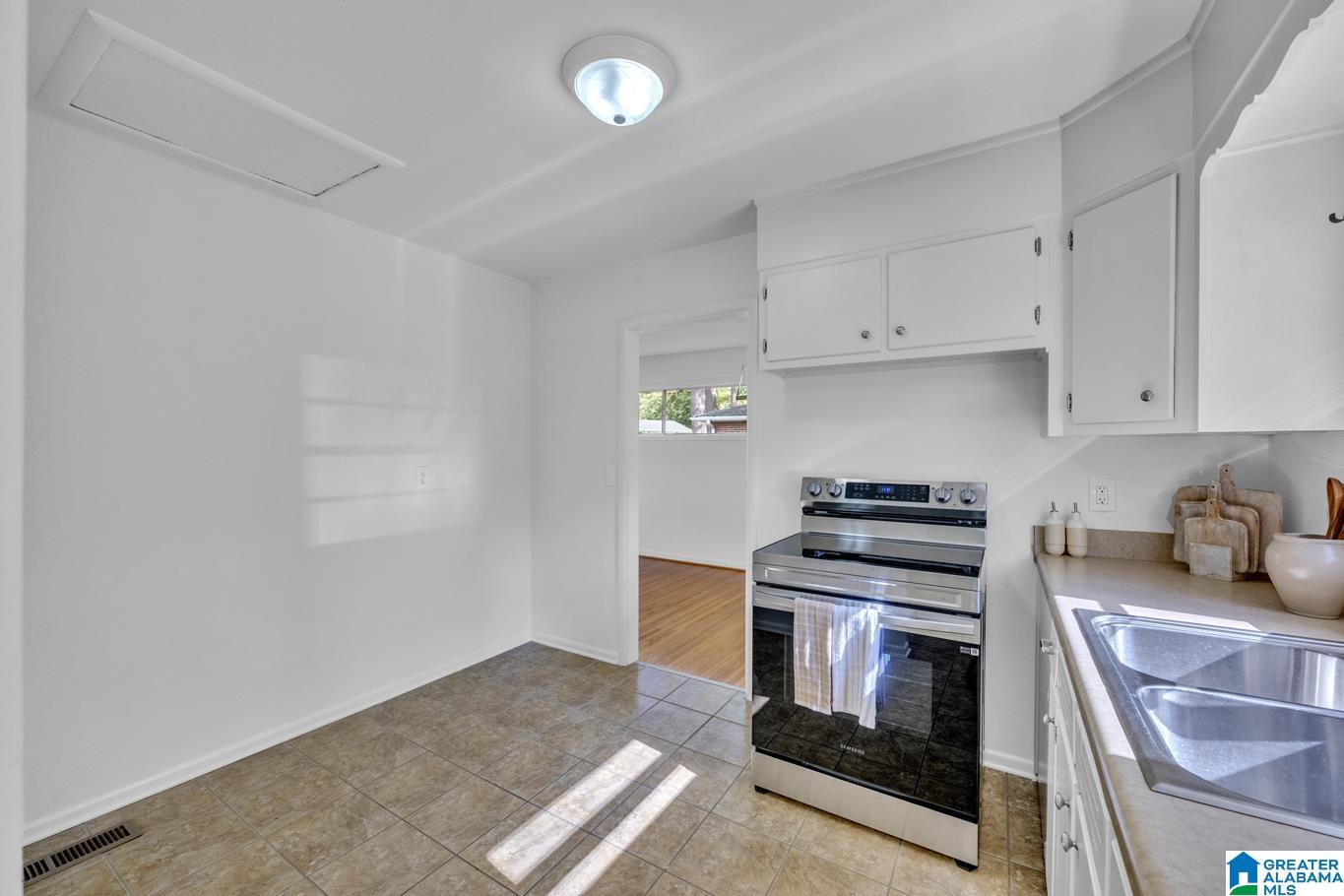 105 EDGEMONT DRIVE