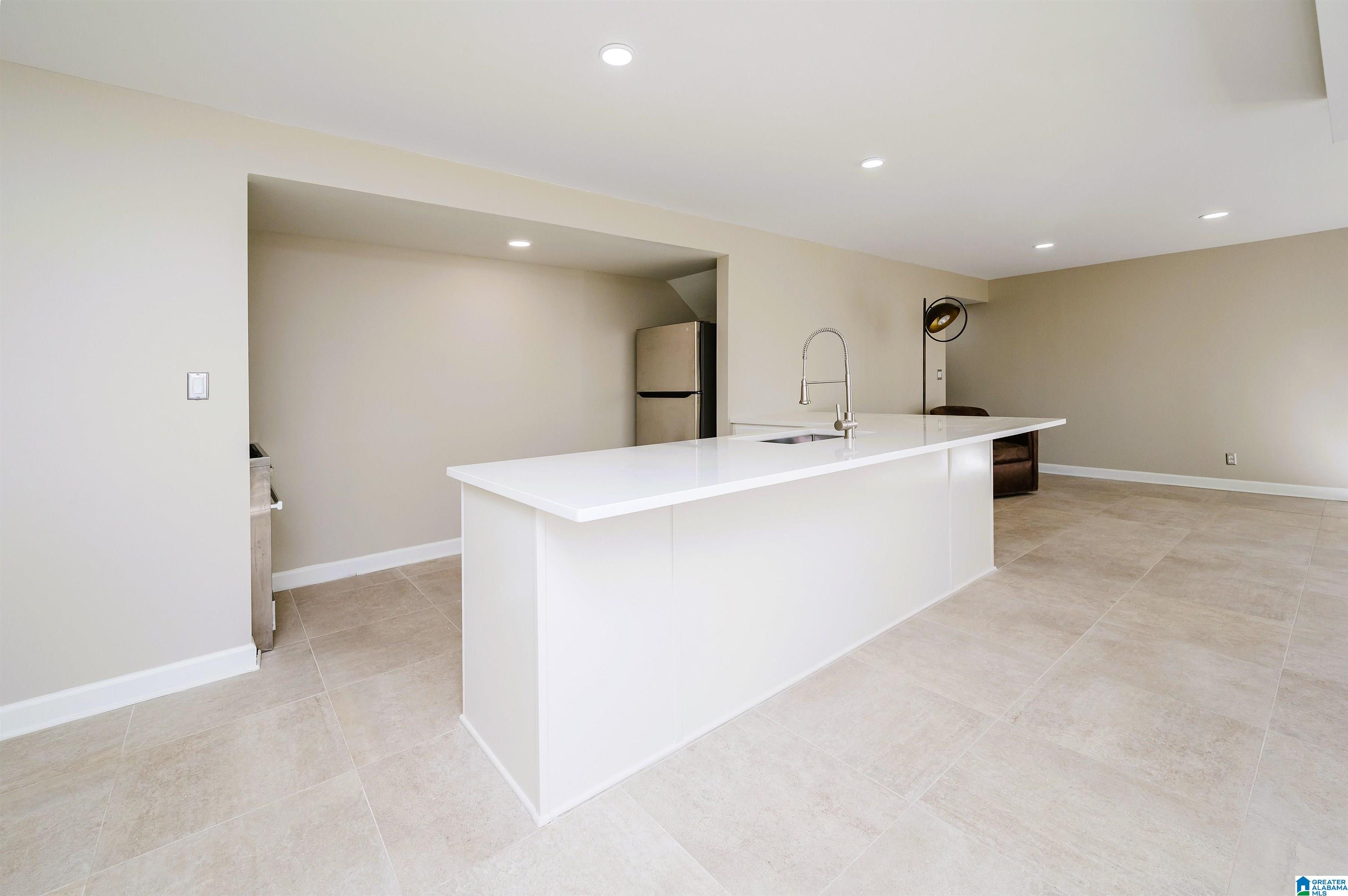 1773 DEO DARA DRIVE
