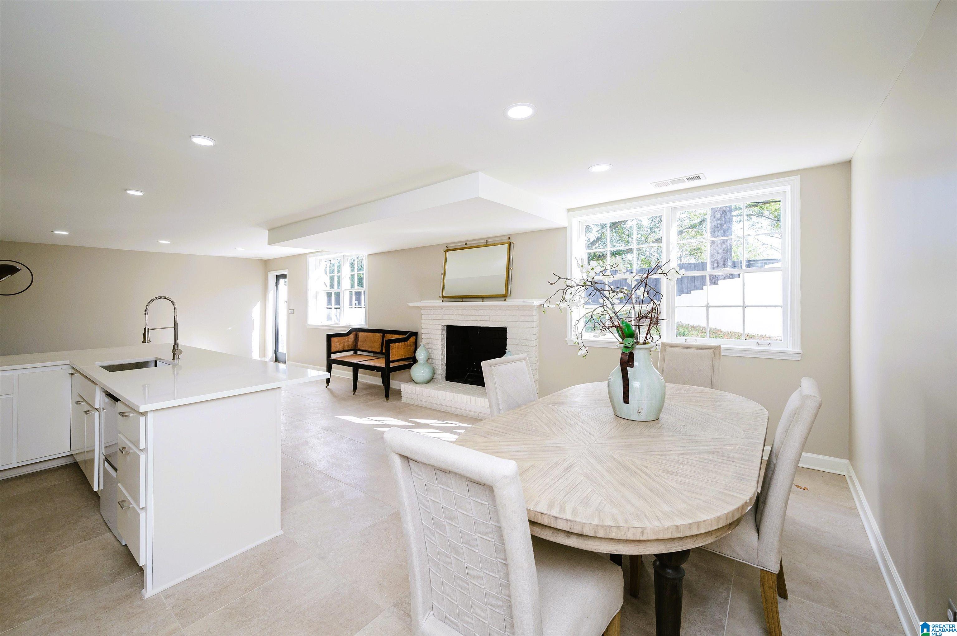 1773 DEO DARA DRIVE