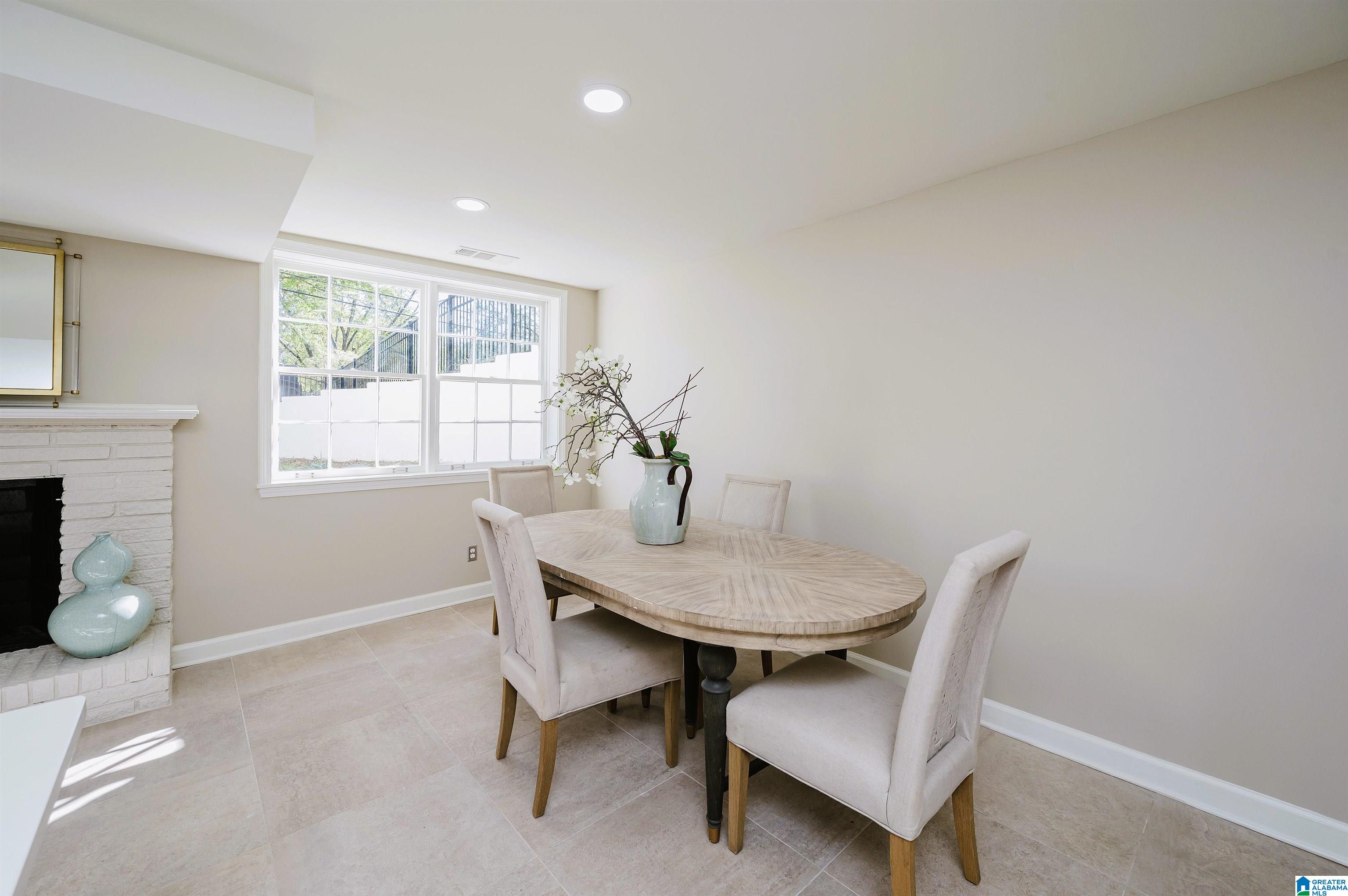 1773 DEO DARA DRIVE