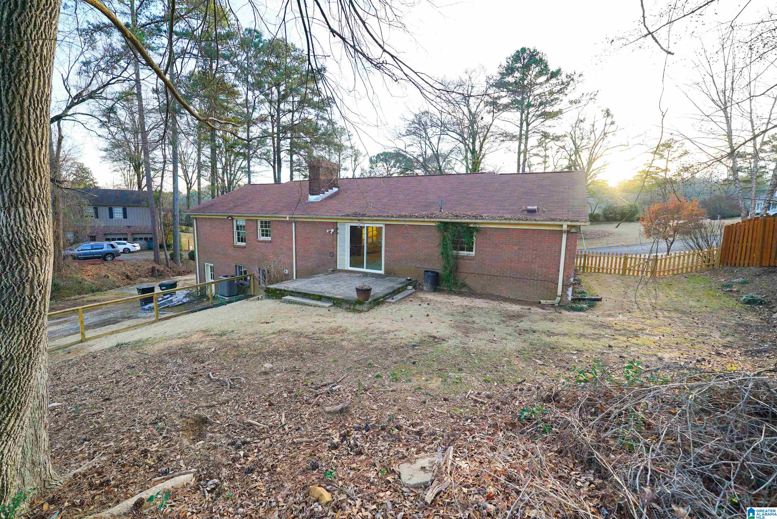 4025 ROYAL OAK COURT