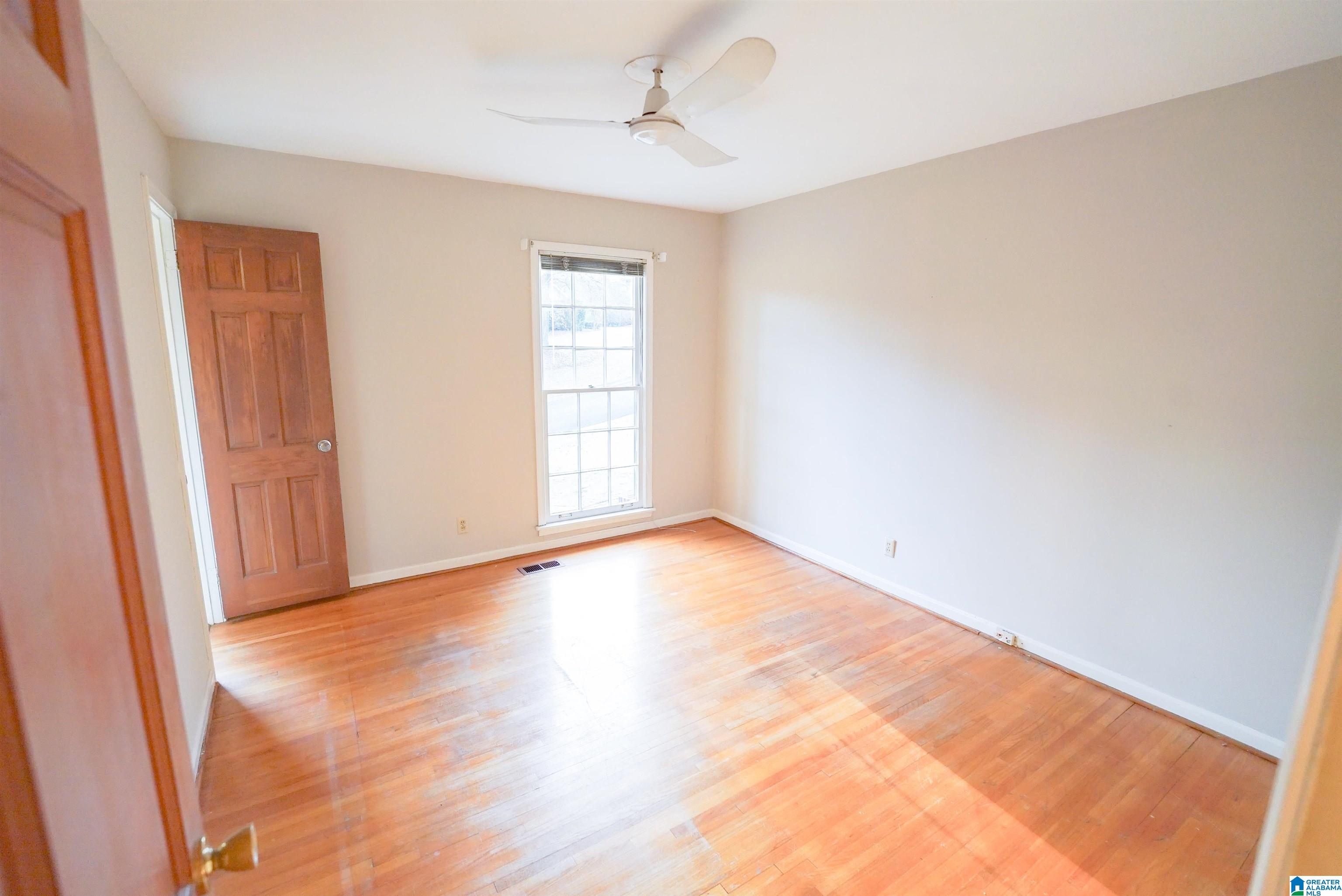 4025 ROYAL OAK COURT