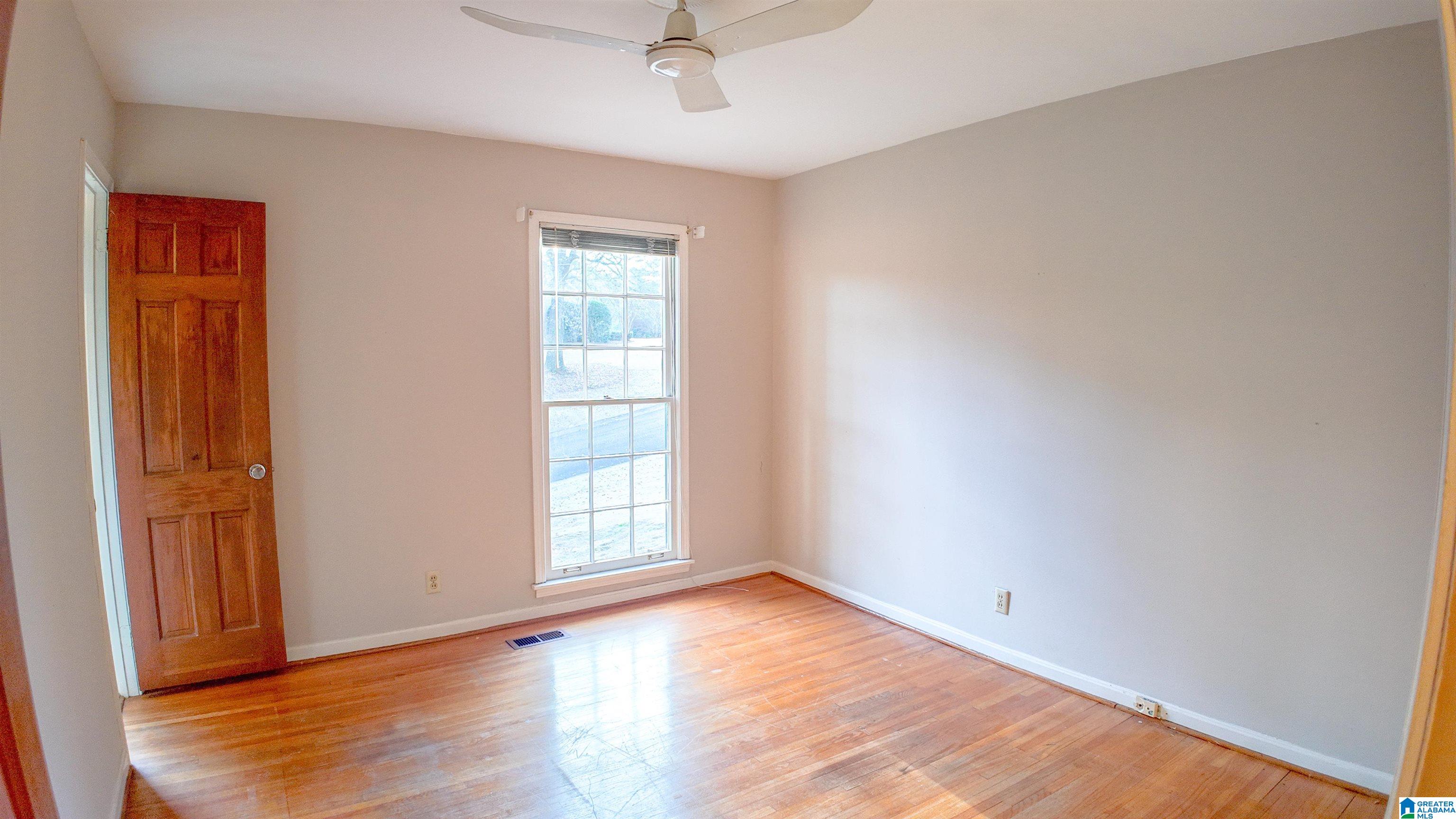 4025 ROYAL OAK COURT