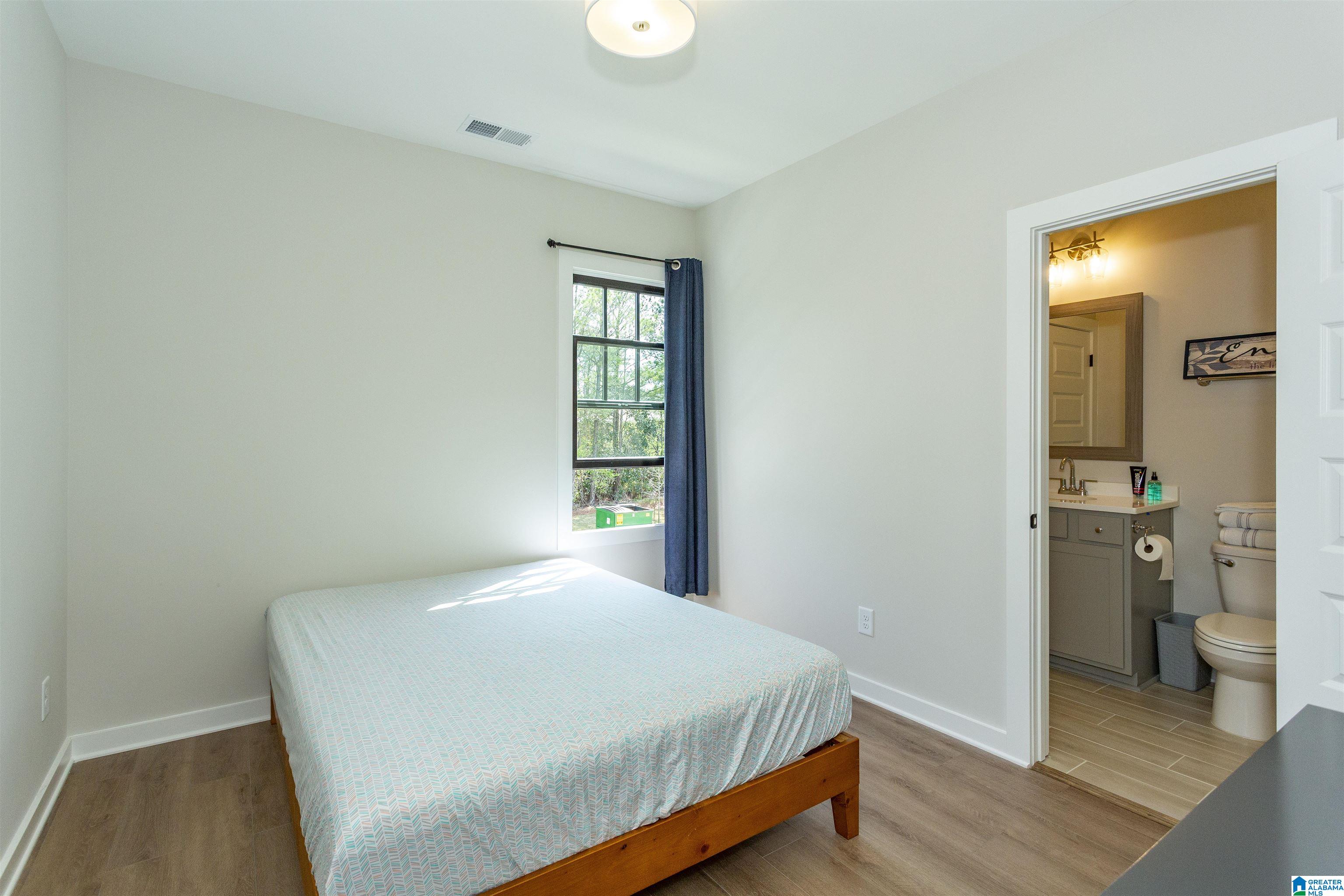 1168 WINDSOR SQUARE