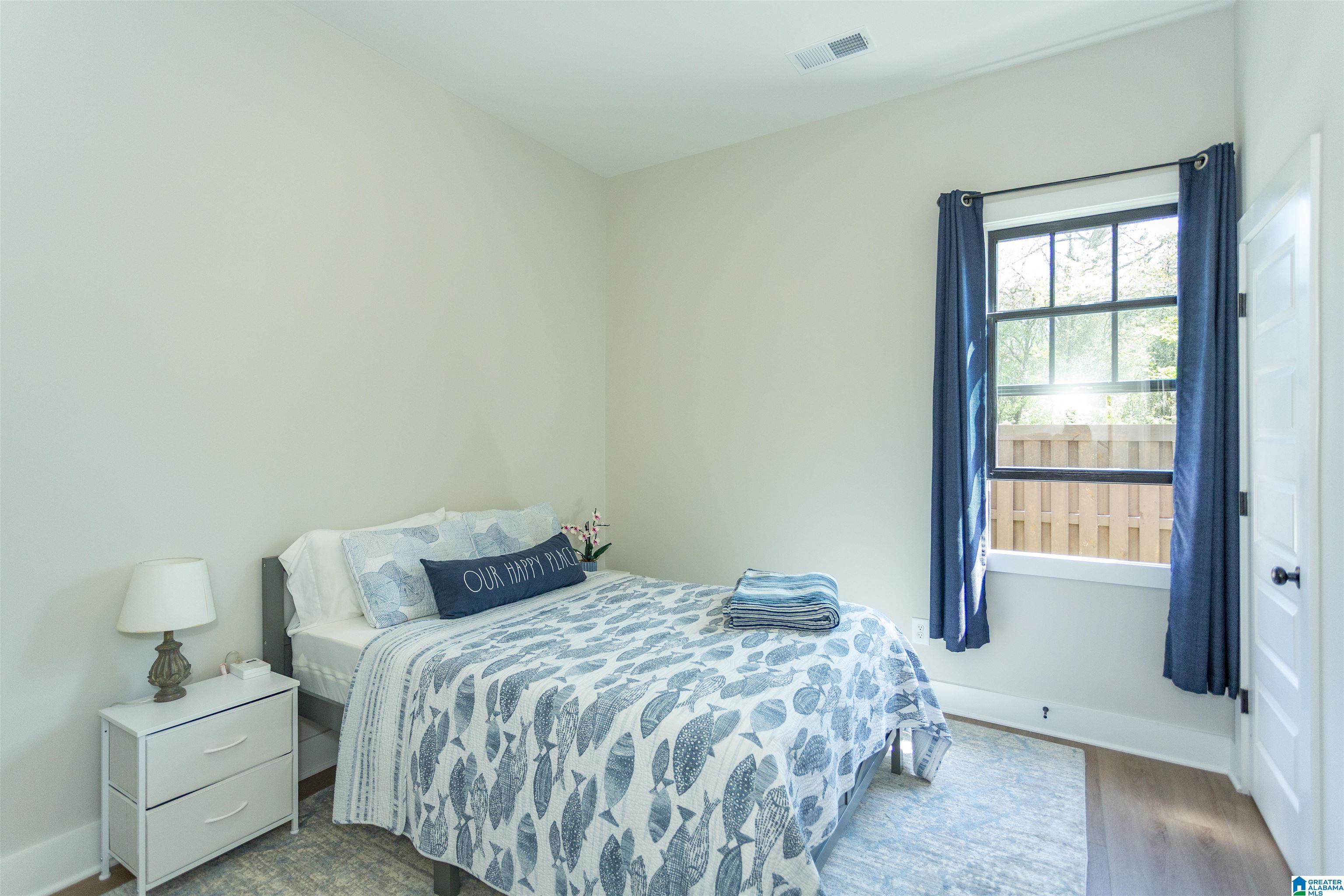 1168 WINDSOR SQUARE