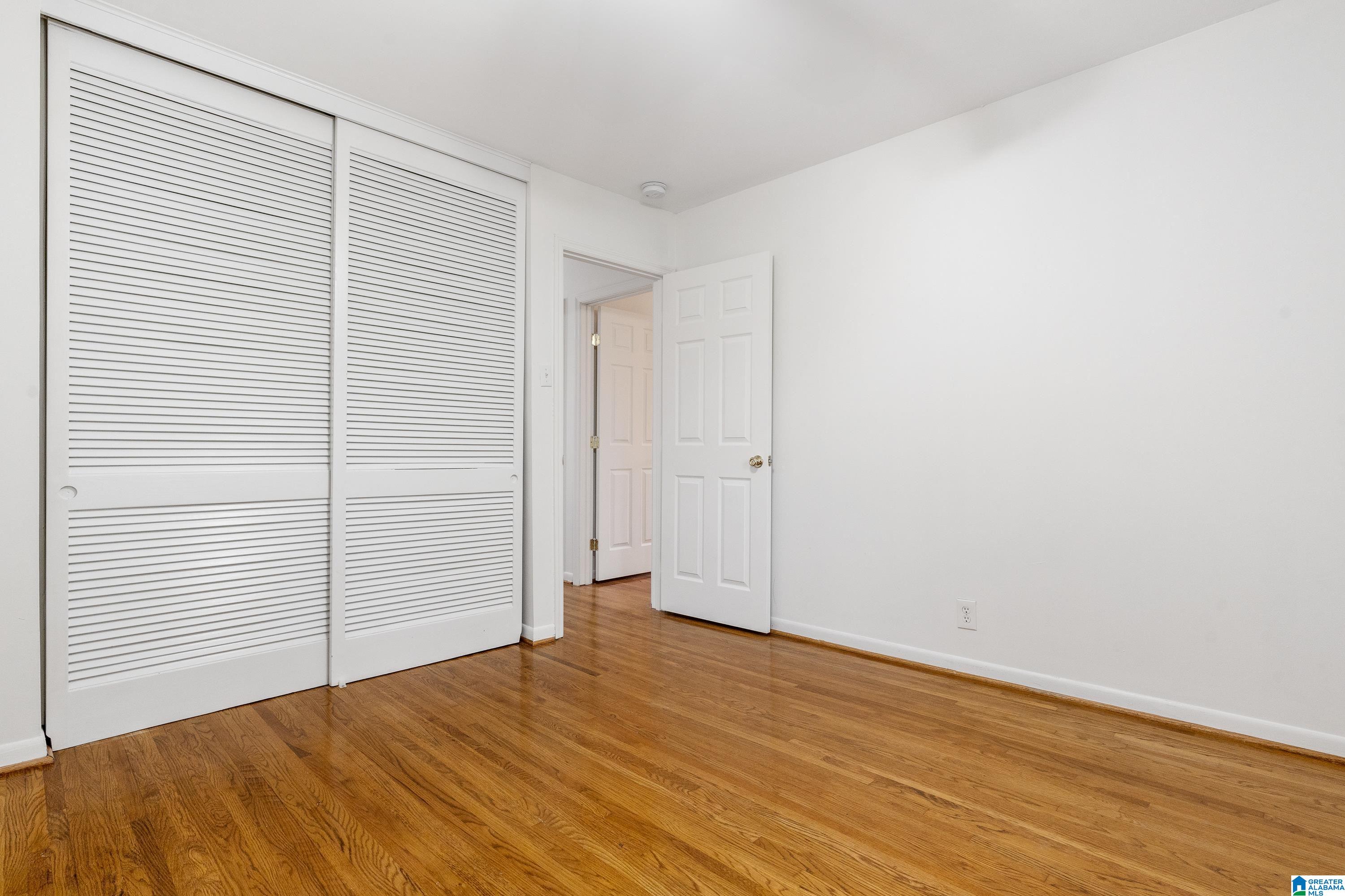 409 FERNCLIFF DRIVE