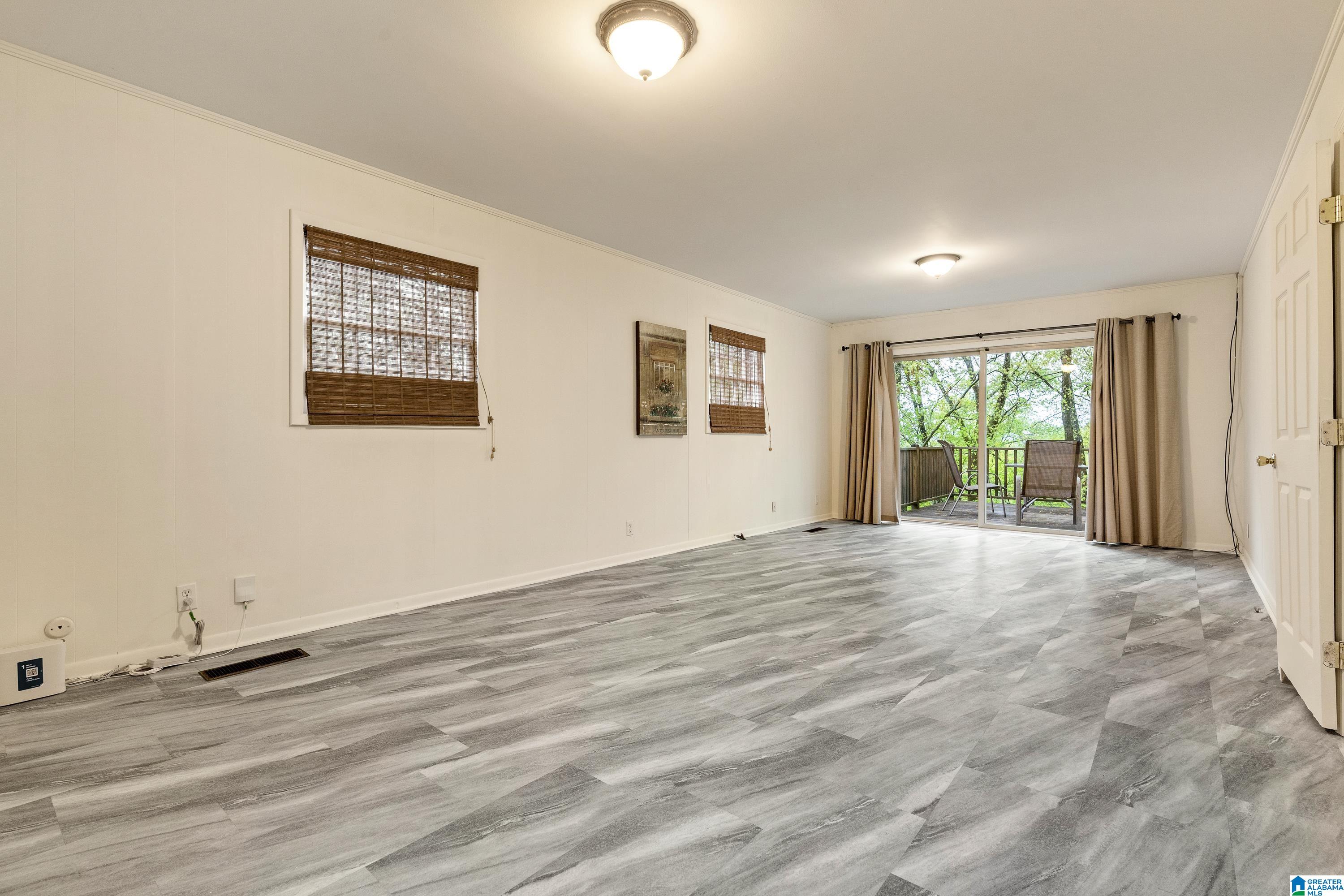 409 FERNCLIFF DRIVE