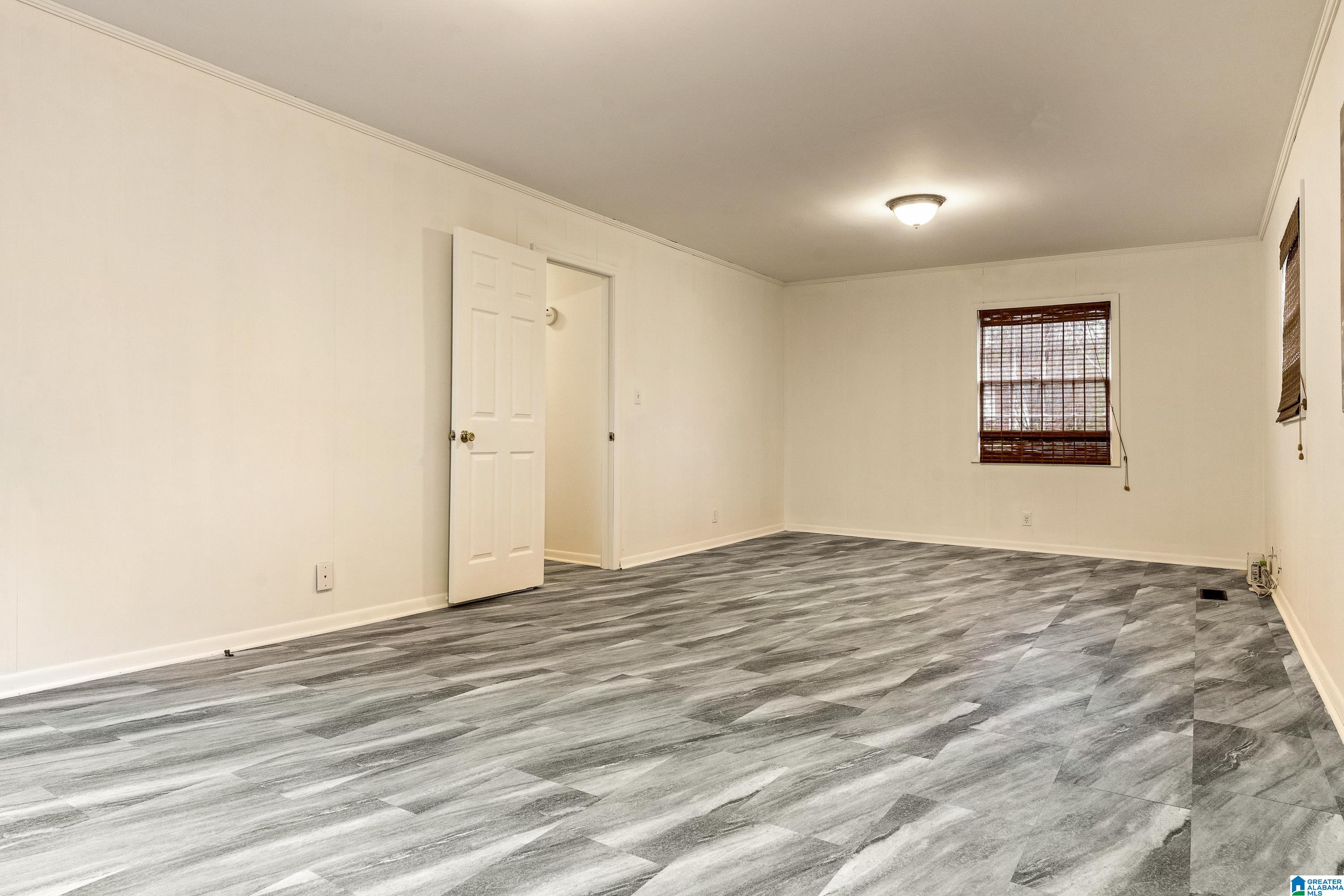 409 FERNCLIFF DRIVE