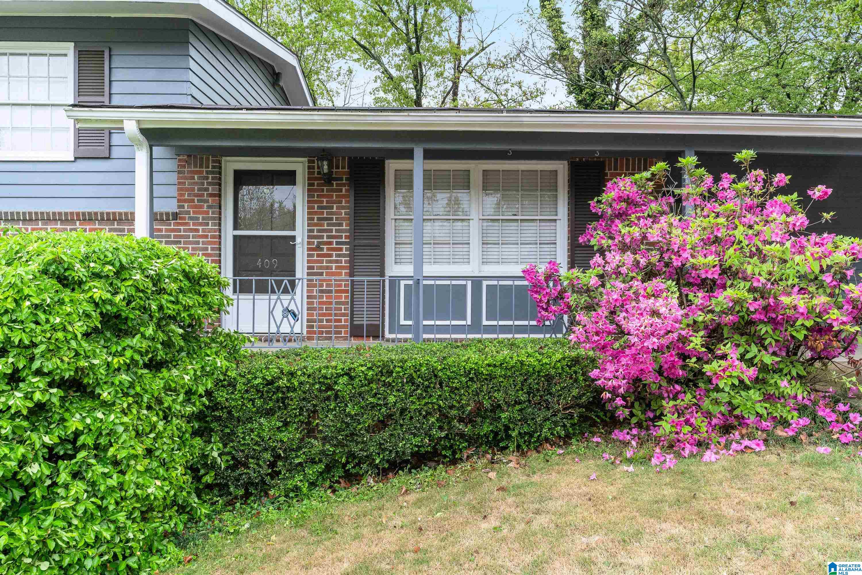 409 FERNCLIFF DRIVE