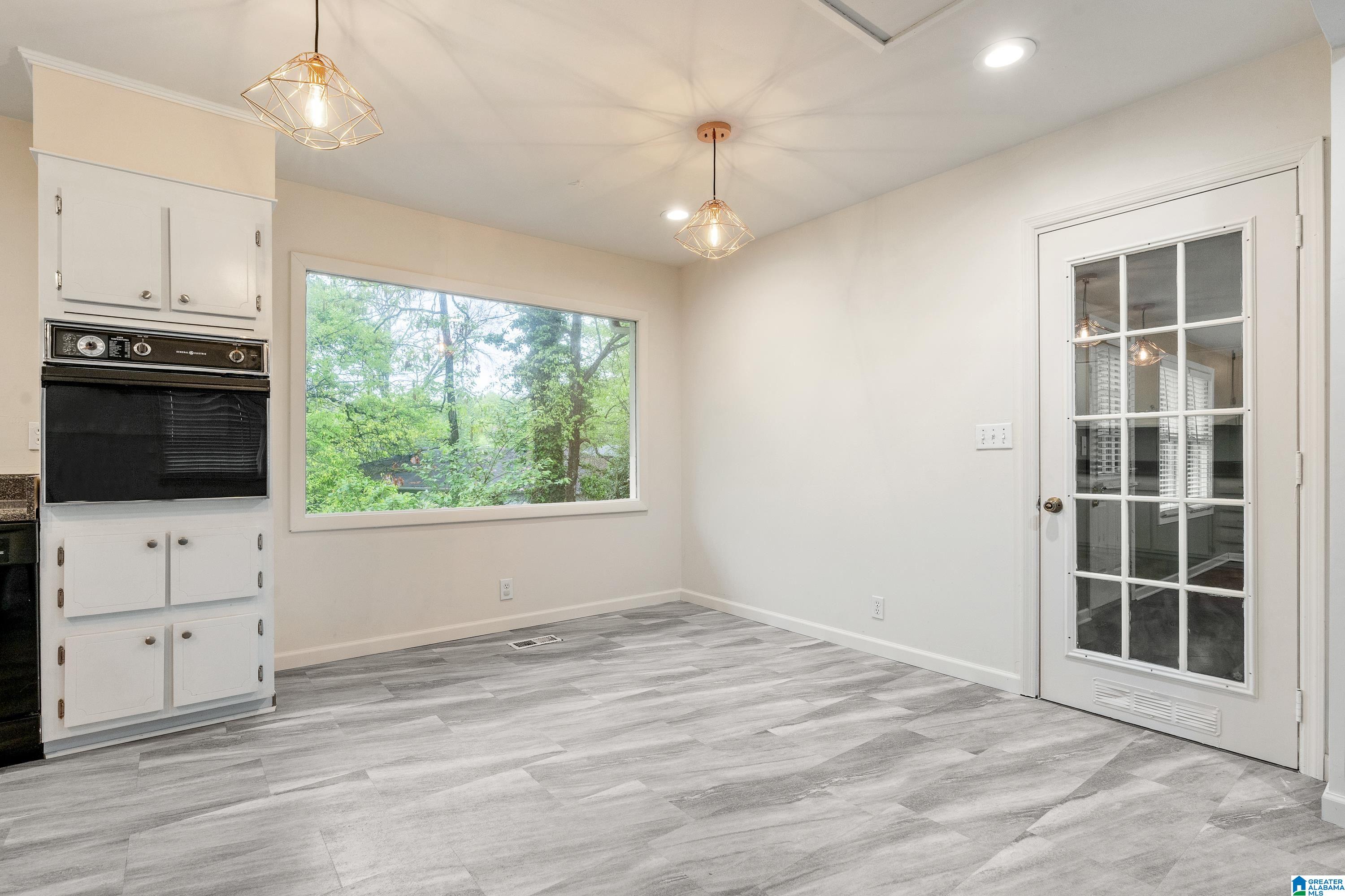 409 FERNCLIFF DRIVE