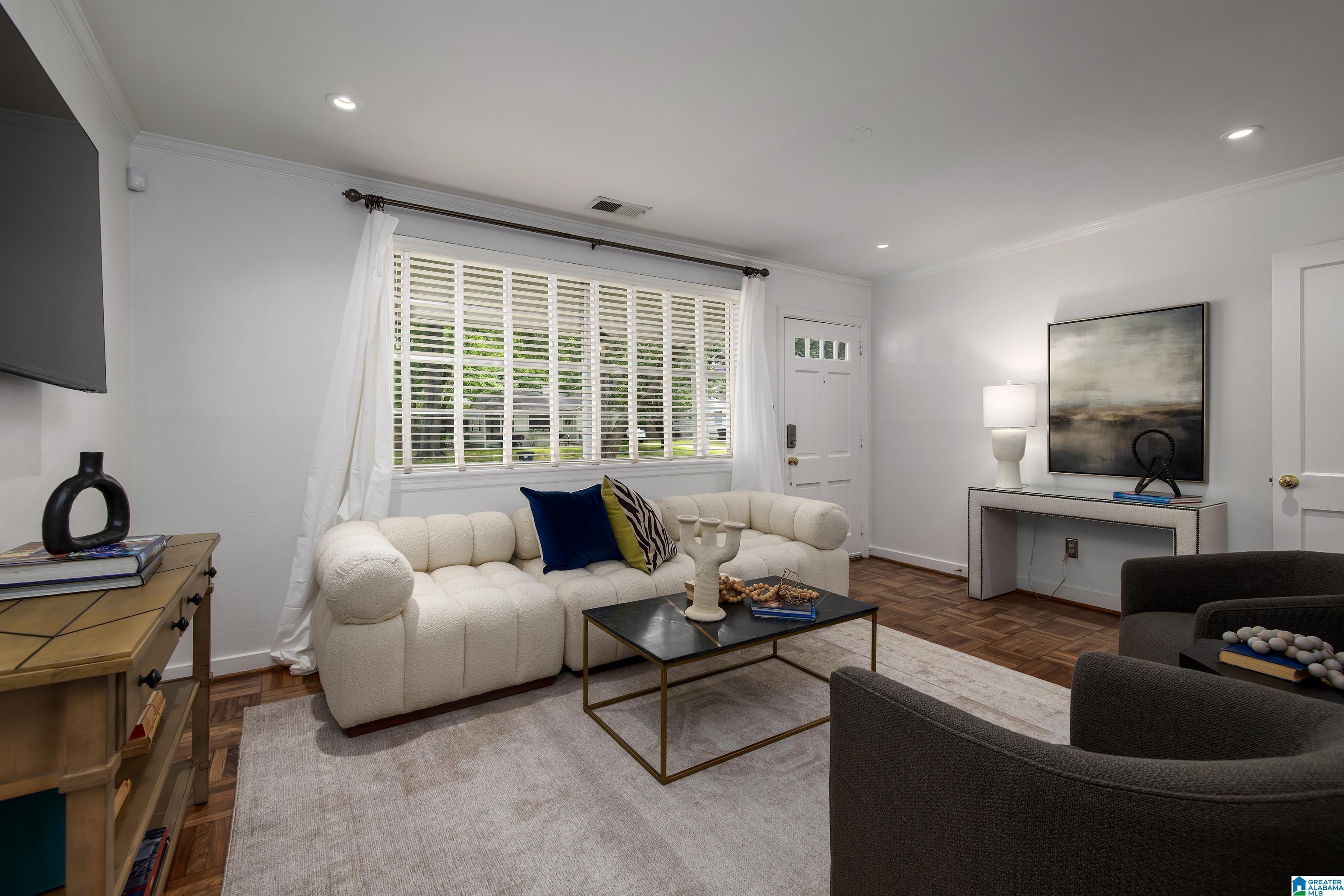 1230 REGAL AVENUE