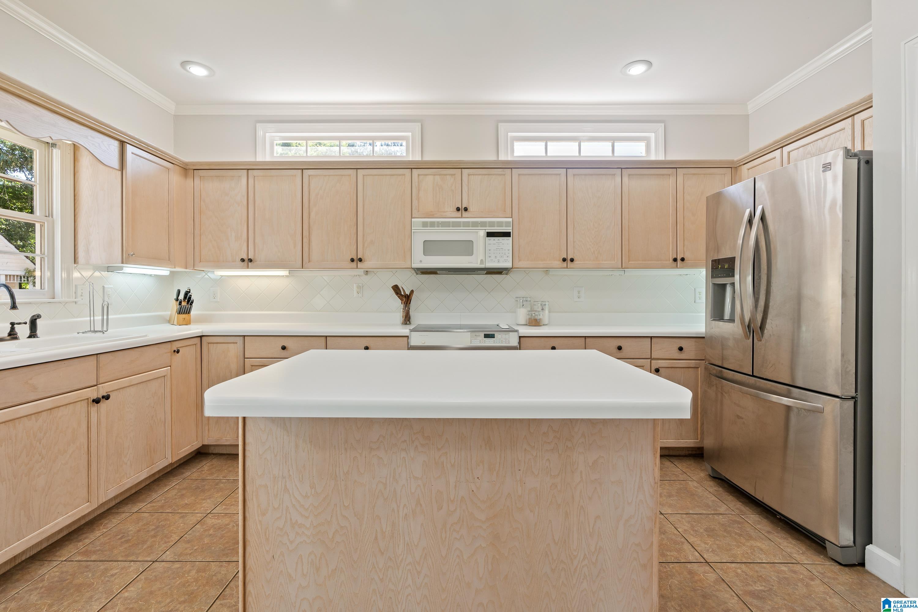 1709 WAKEFIELD DRIVE