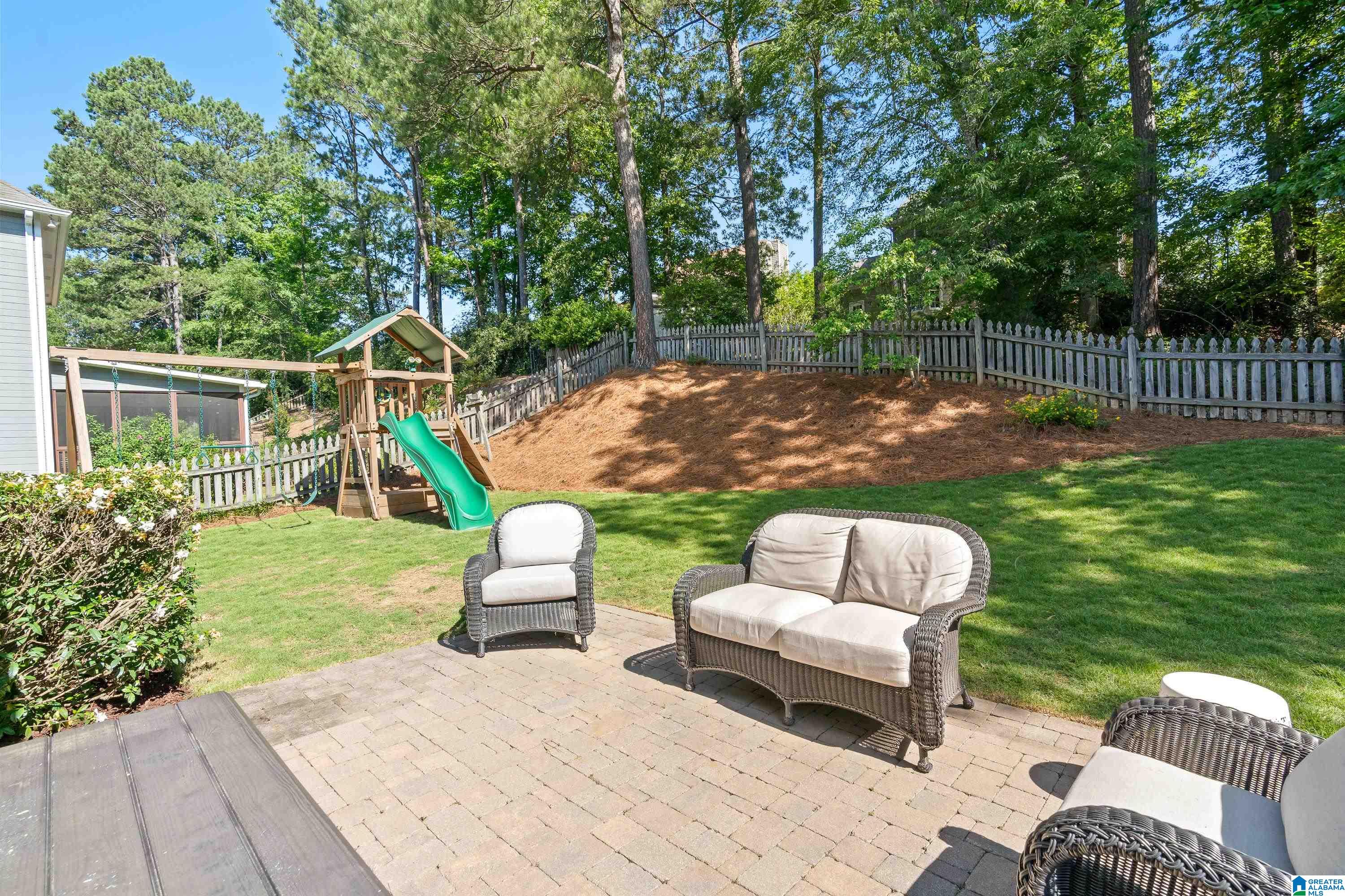 1709 WAKEFIELD DRIVE
