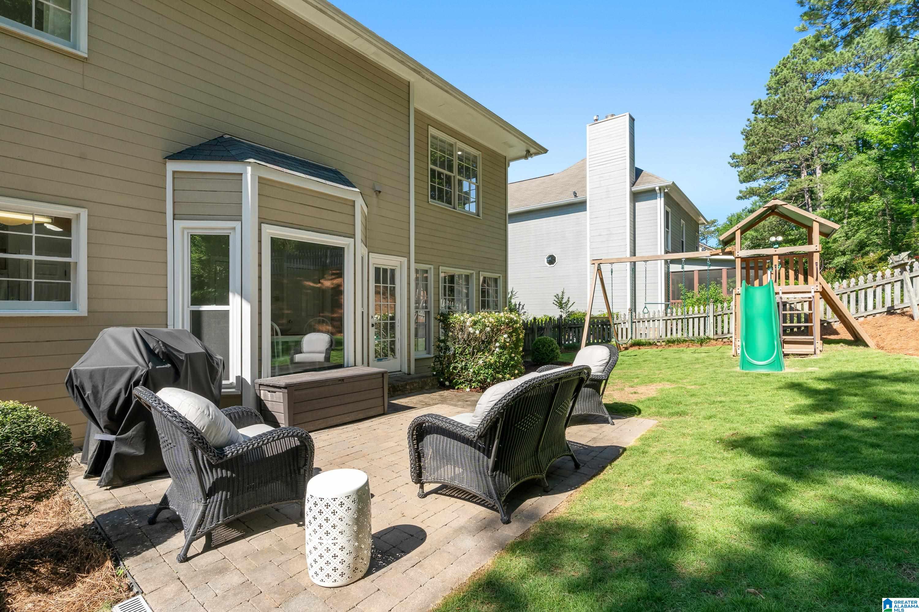 1709 WAKEFIELD DRIVE