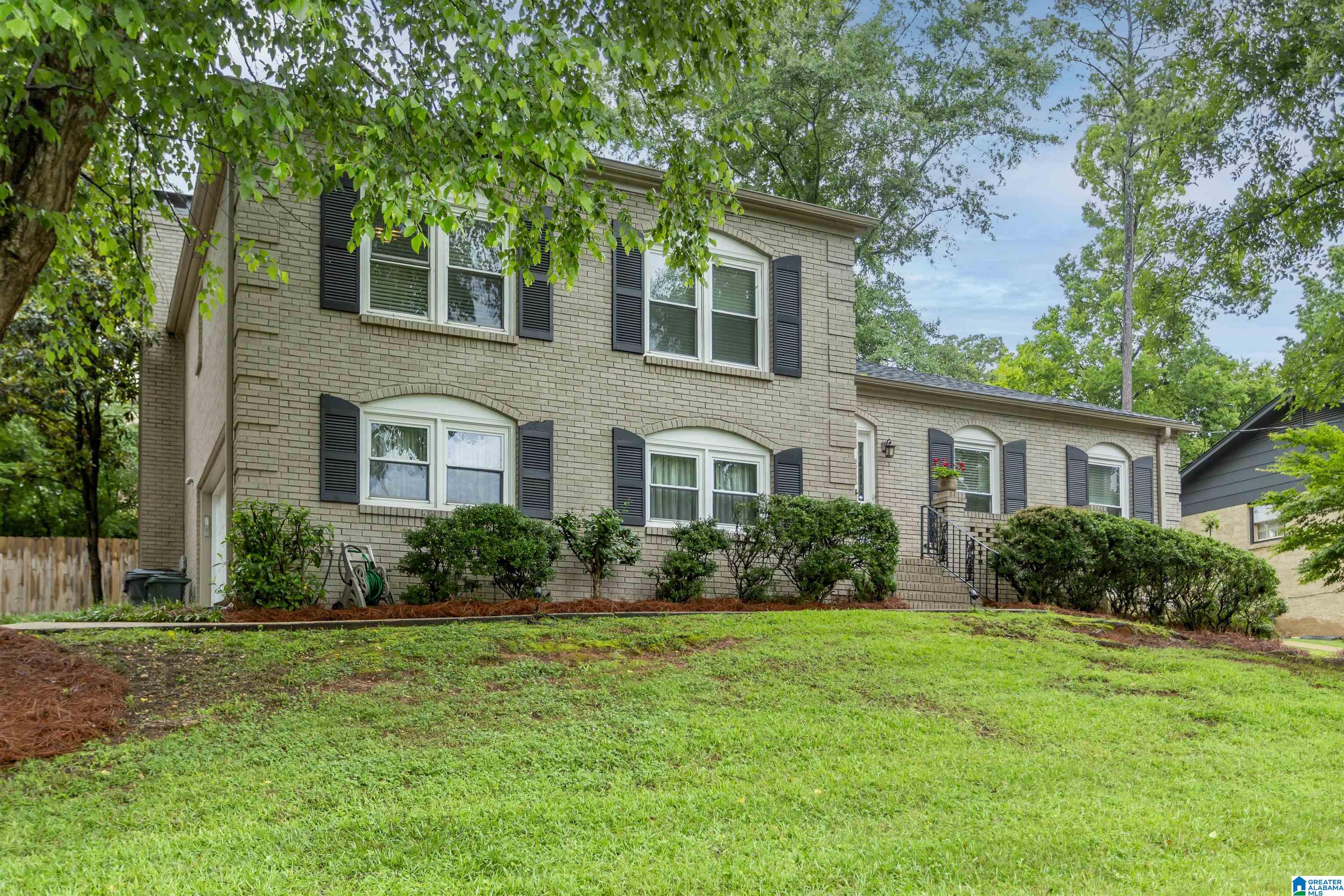 708 STAFFORDSHIRE DRIVE