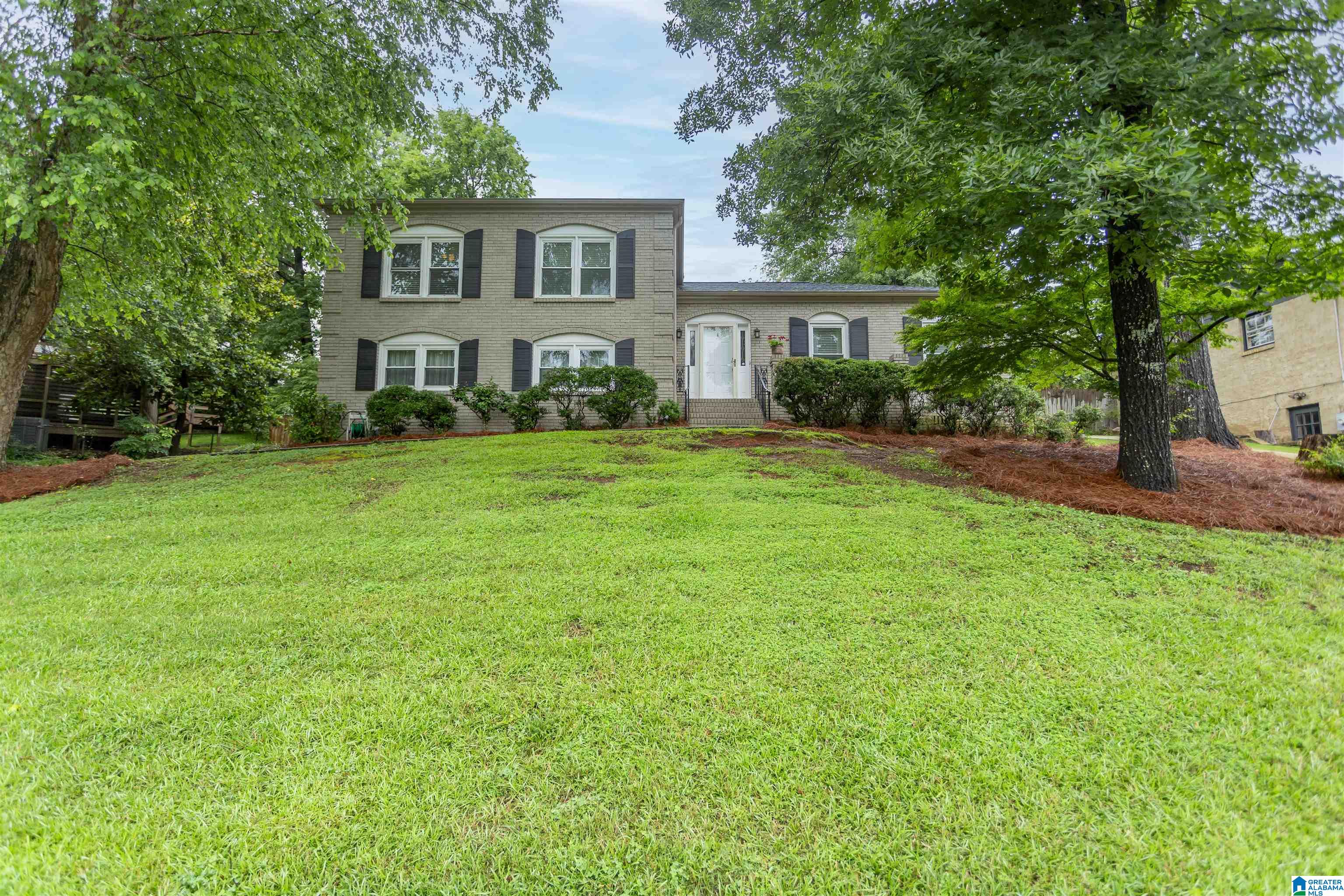 708 STAFFORDSHIRE DRIVE