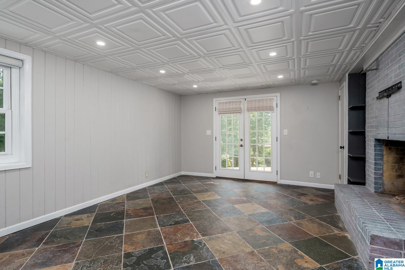 3128 RYECROFT ROAD