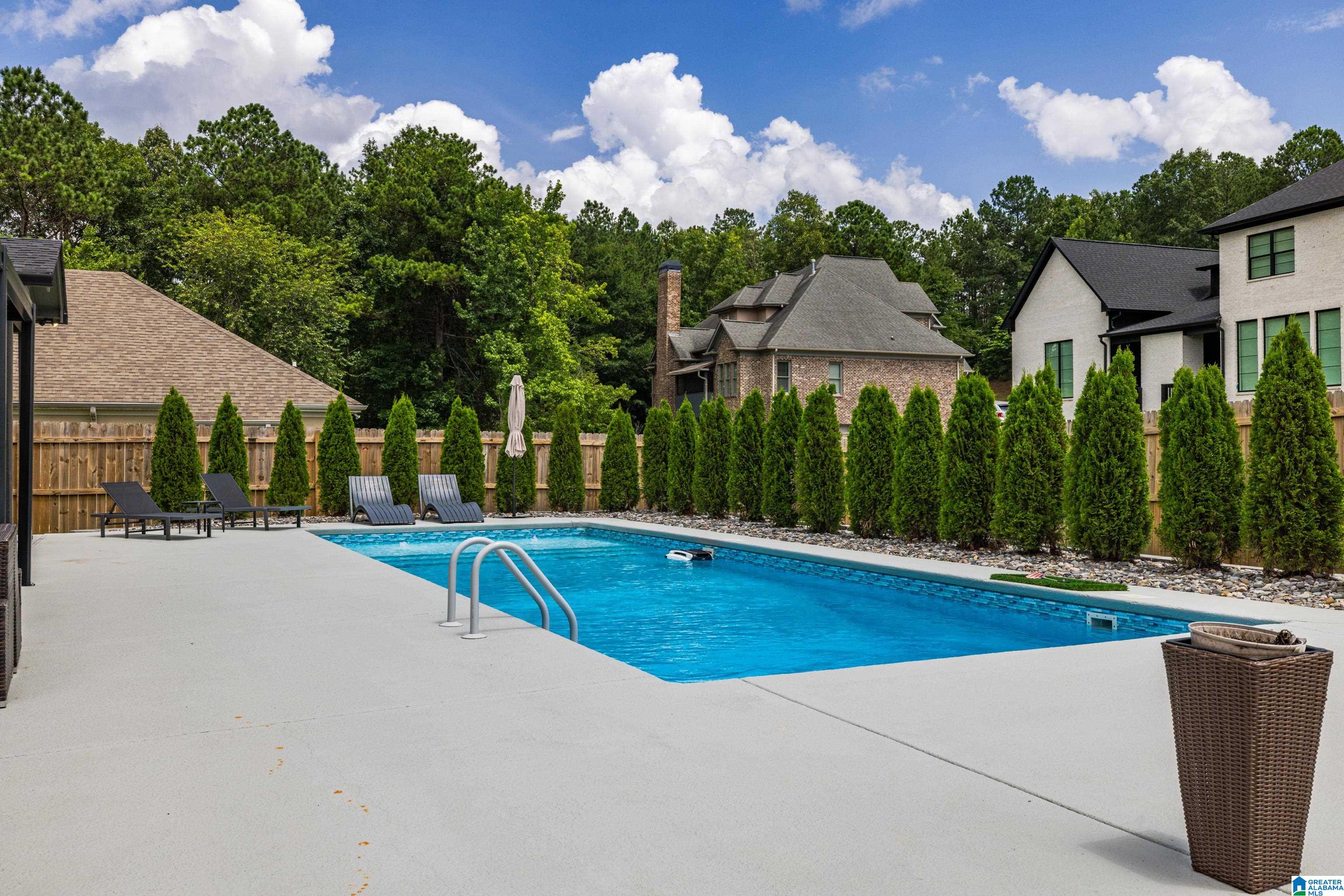 131 JEWELL CIRCLE