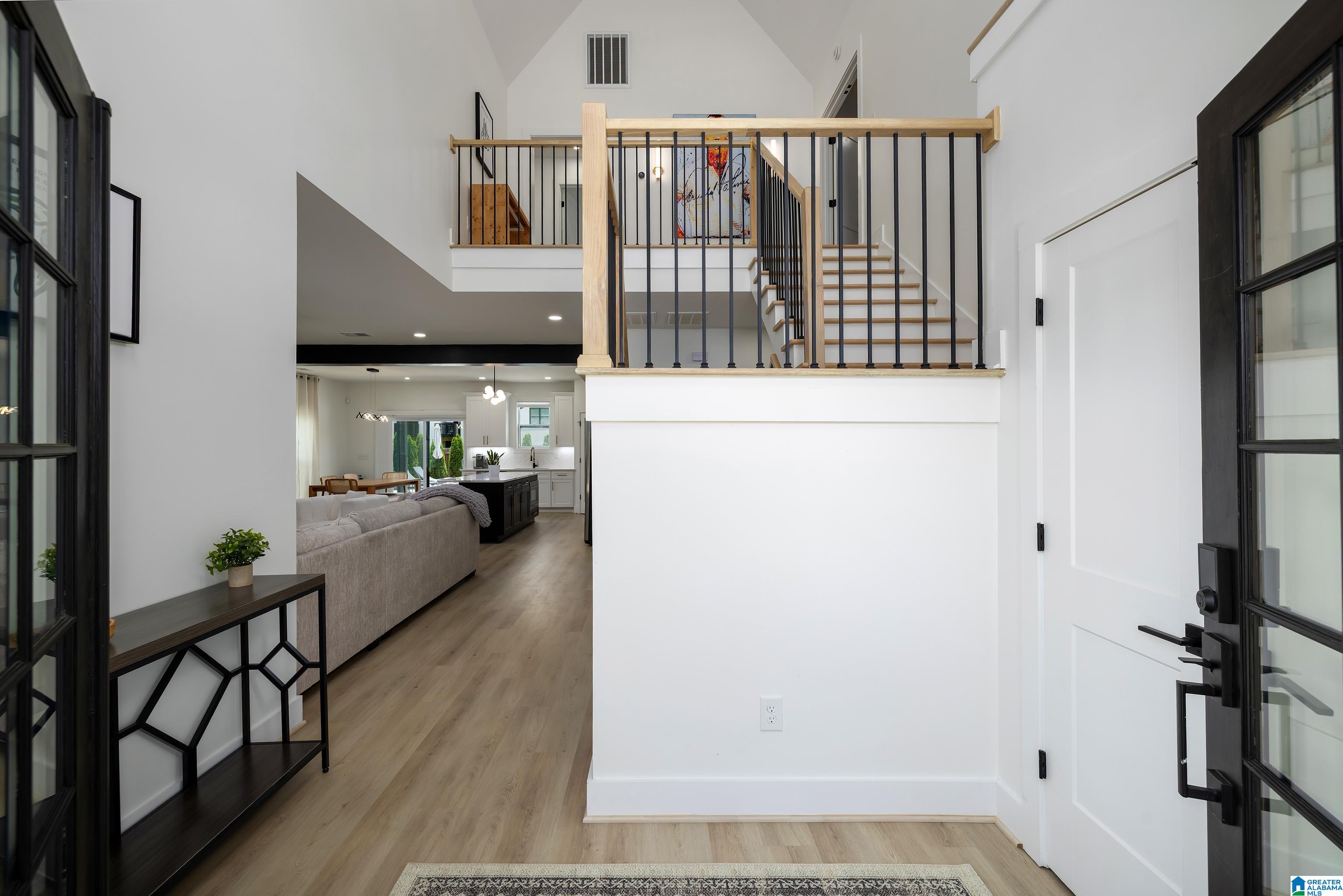131 JEWELL CIRCLE