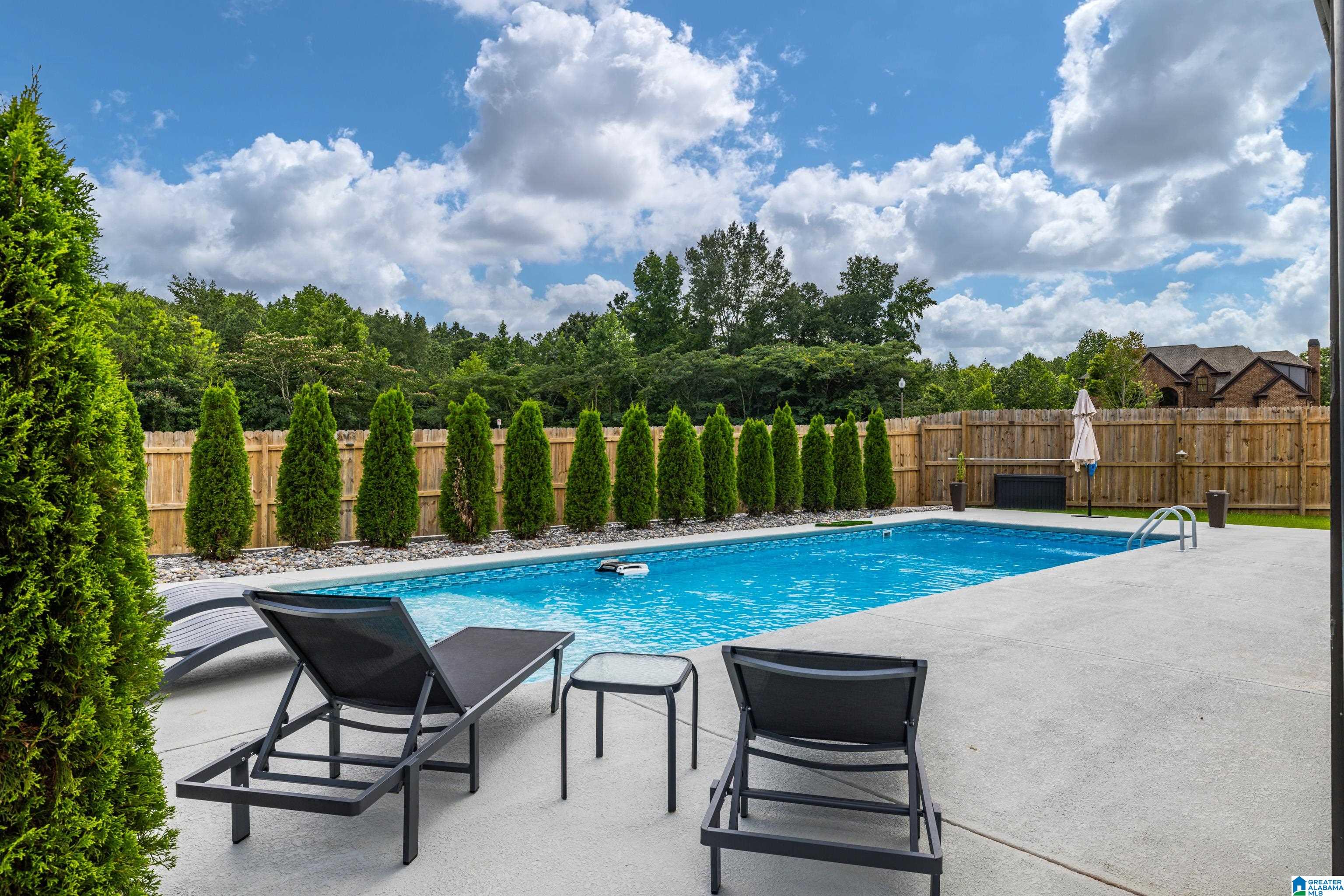 131 JEWELL CIRCLE
