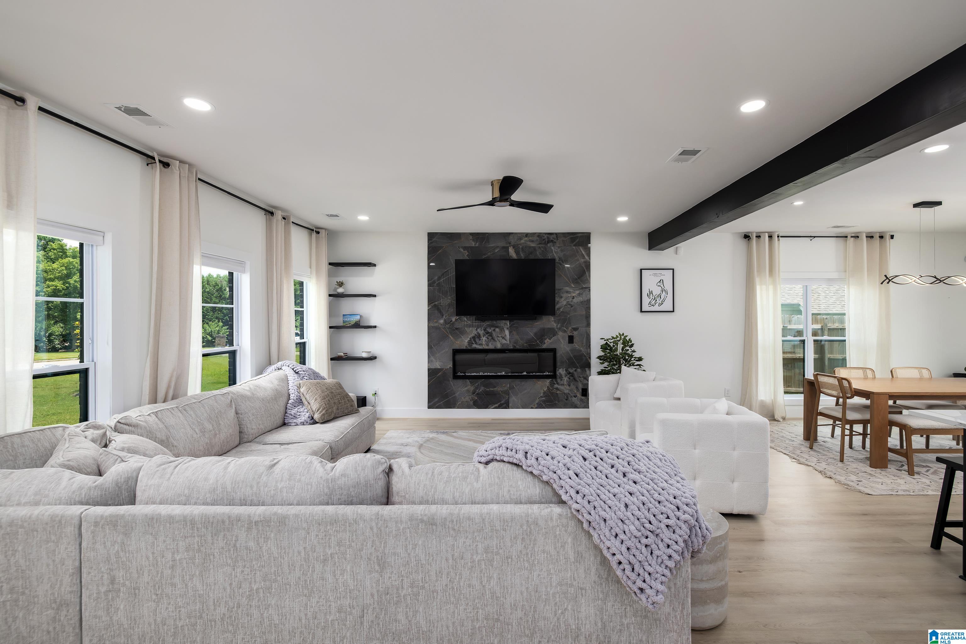 131 JEWELL CIRCLE