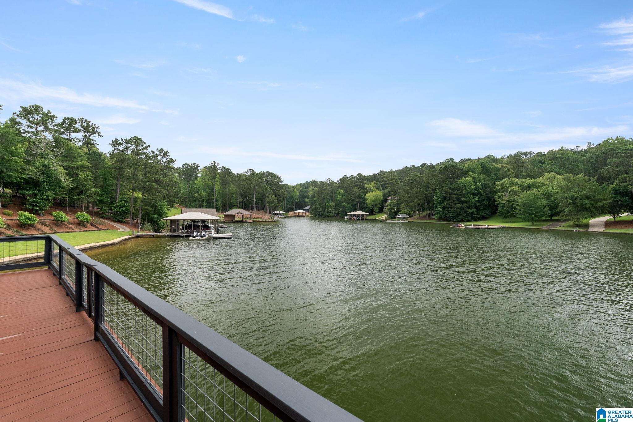 684 AMBER DRIVE