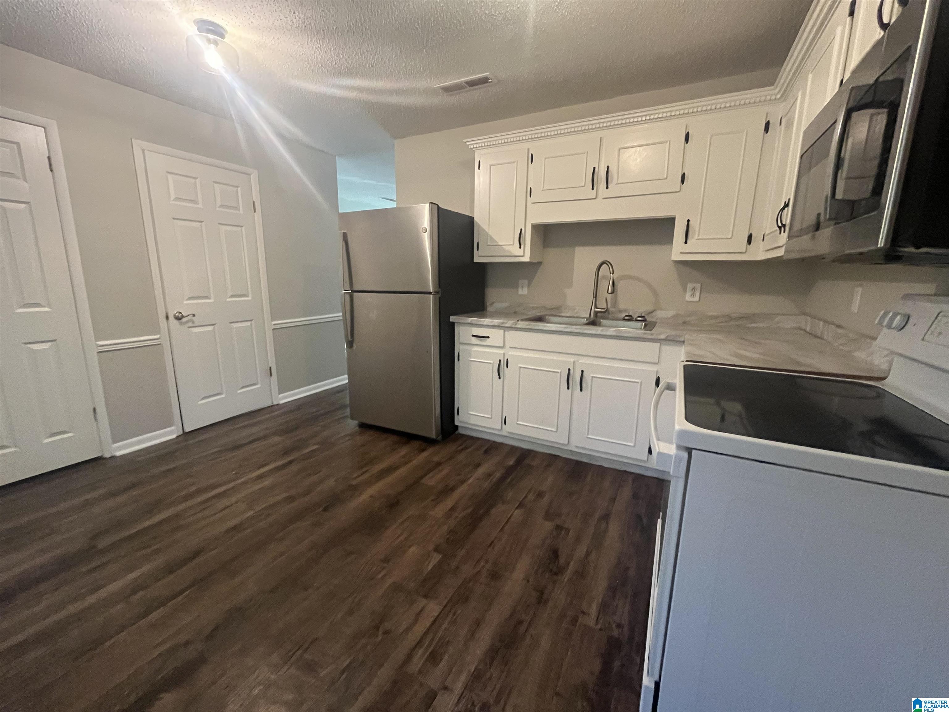 7268 CAMBRIC LANE