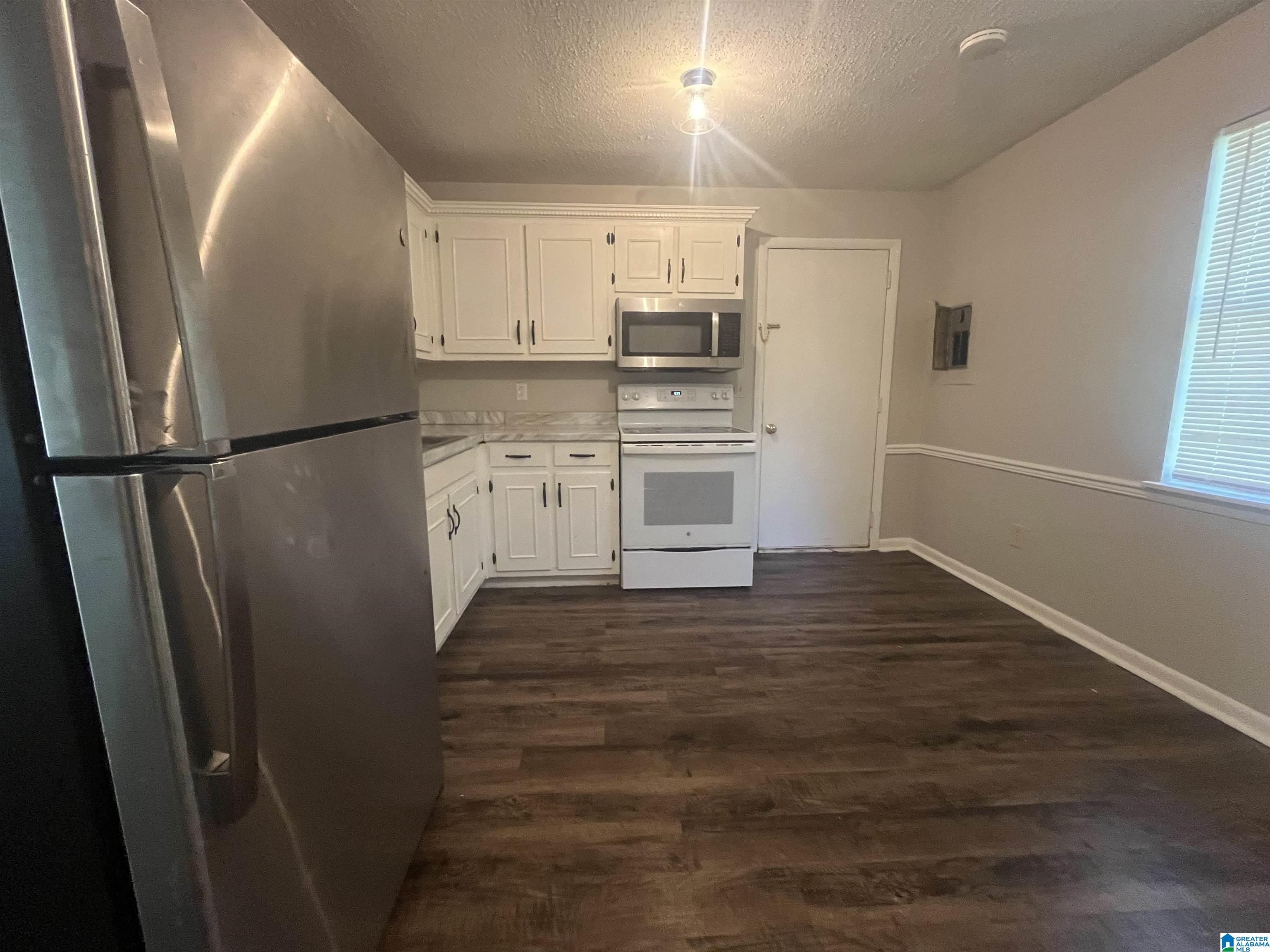 7268 CAMBRIC LANE