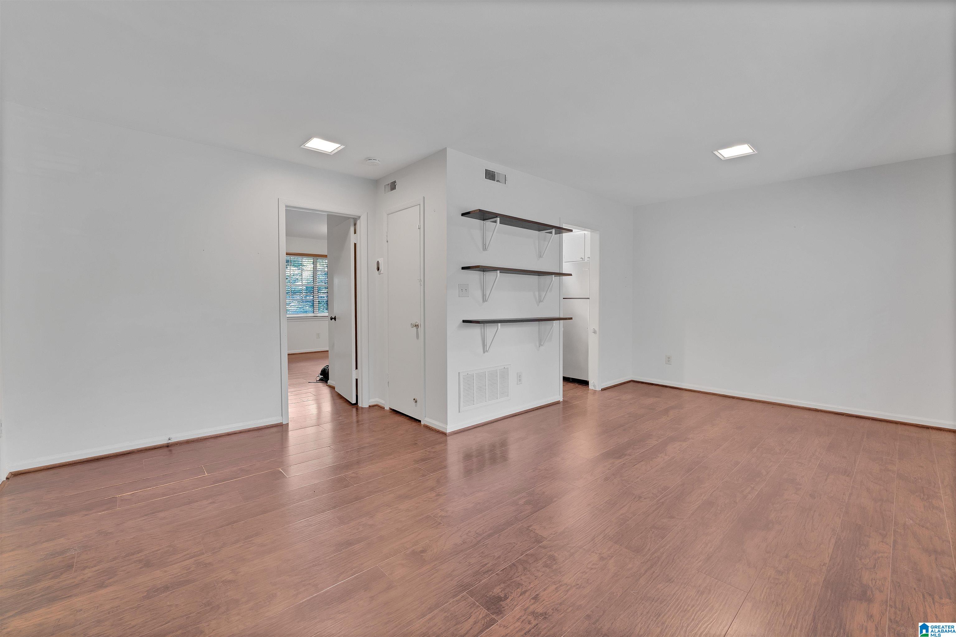 2106 MONTREAT CIRCLE Unit: 2106