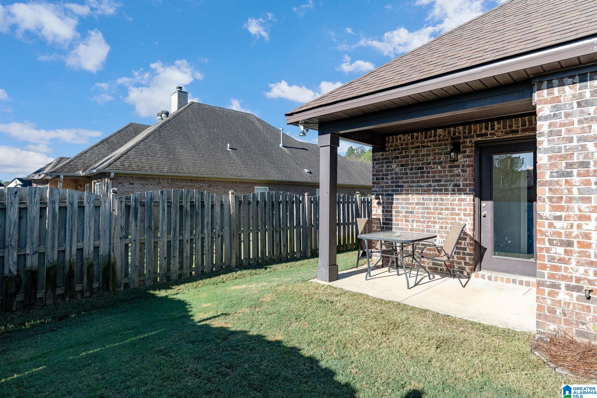 2089 PARK BEND