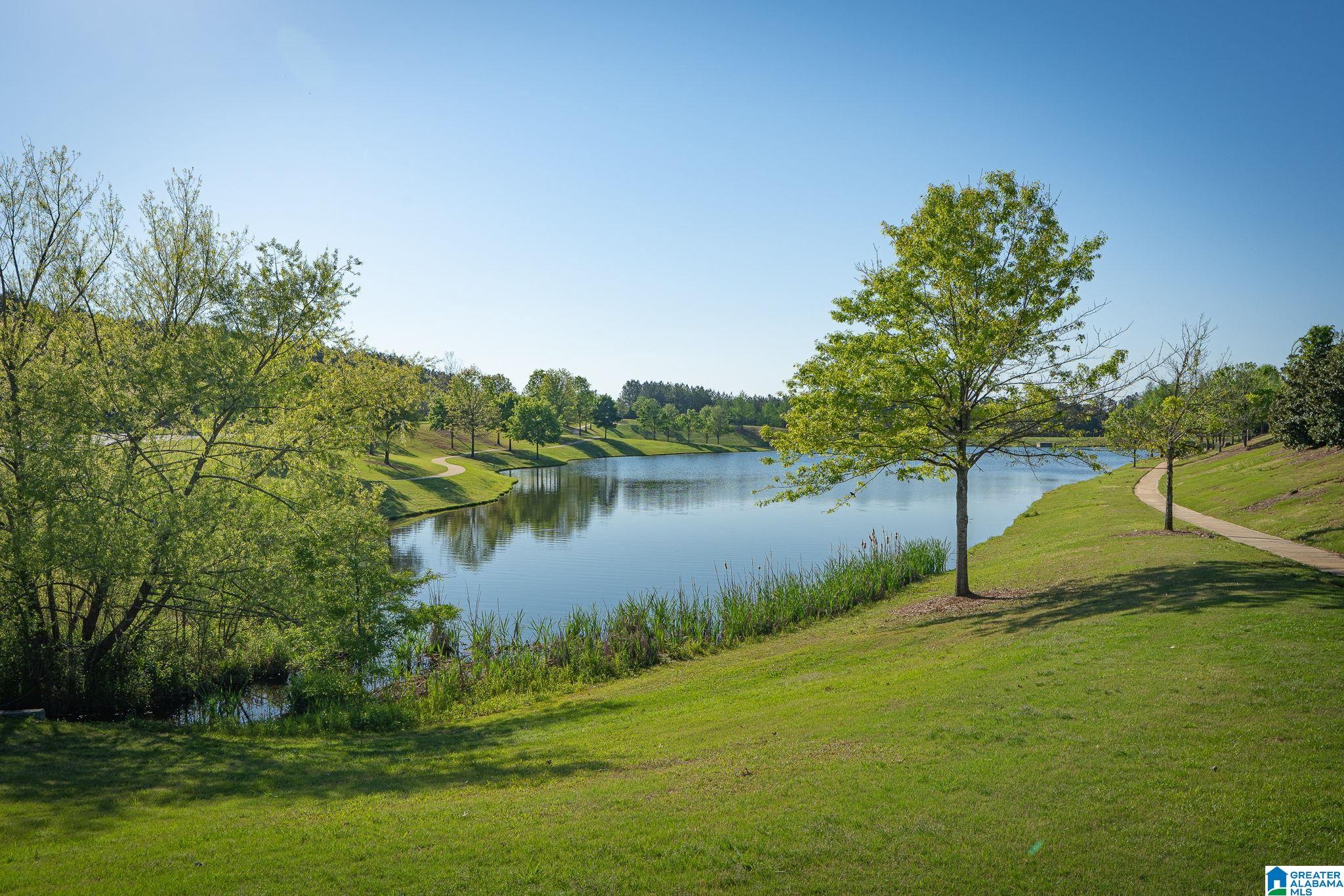 2089 PARK BEND