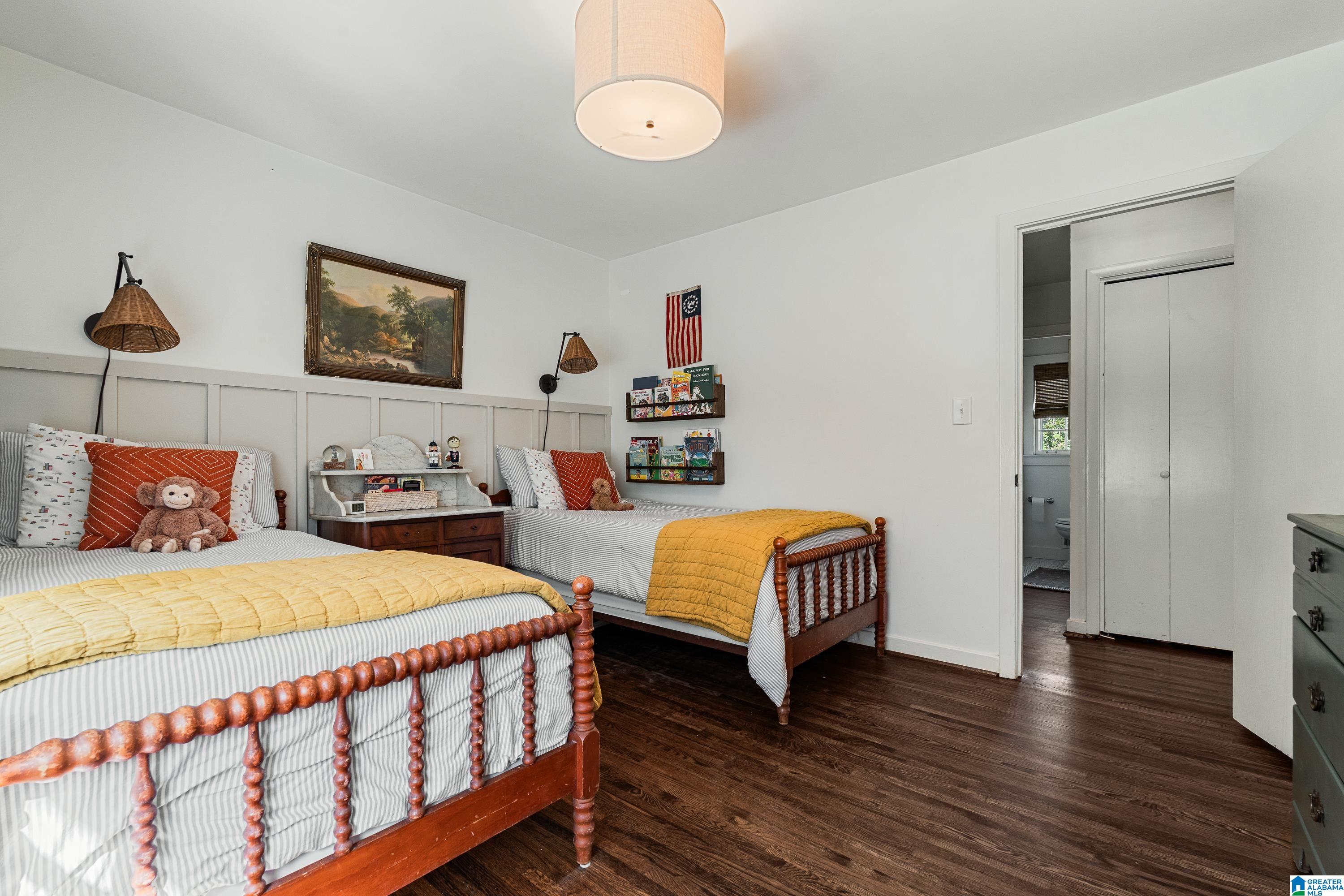 1400 HOLLY OAK DRIVE