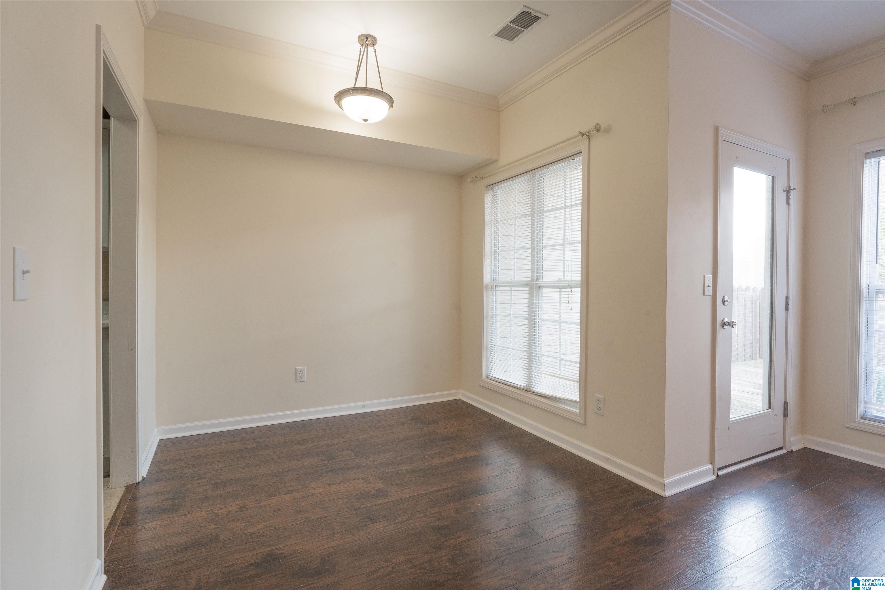 2320 CROWNS LANE