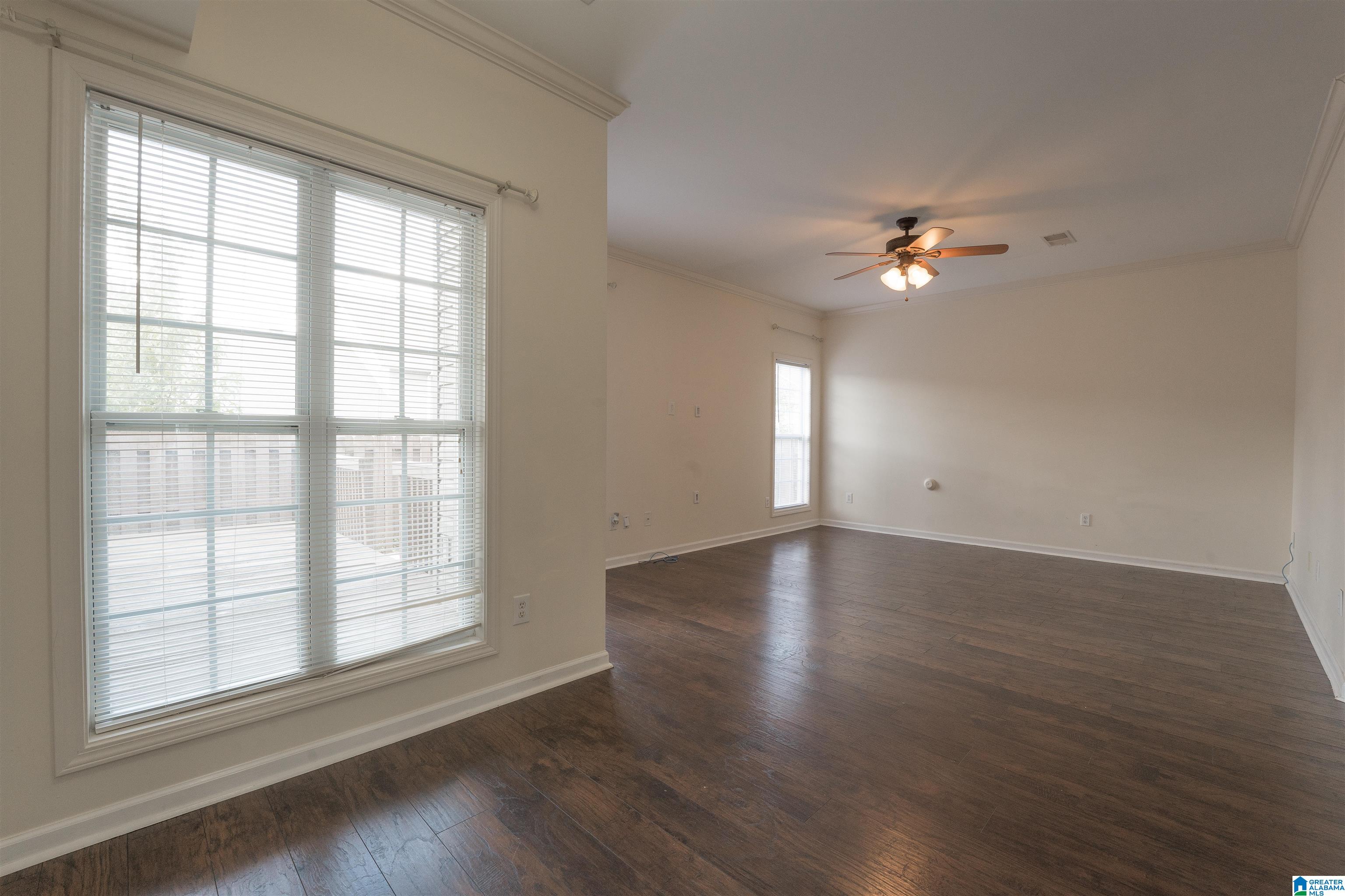 2320 CROWNS LANE