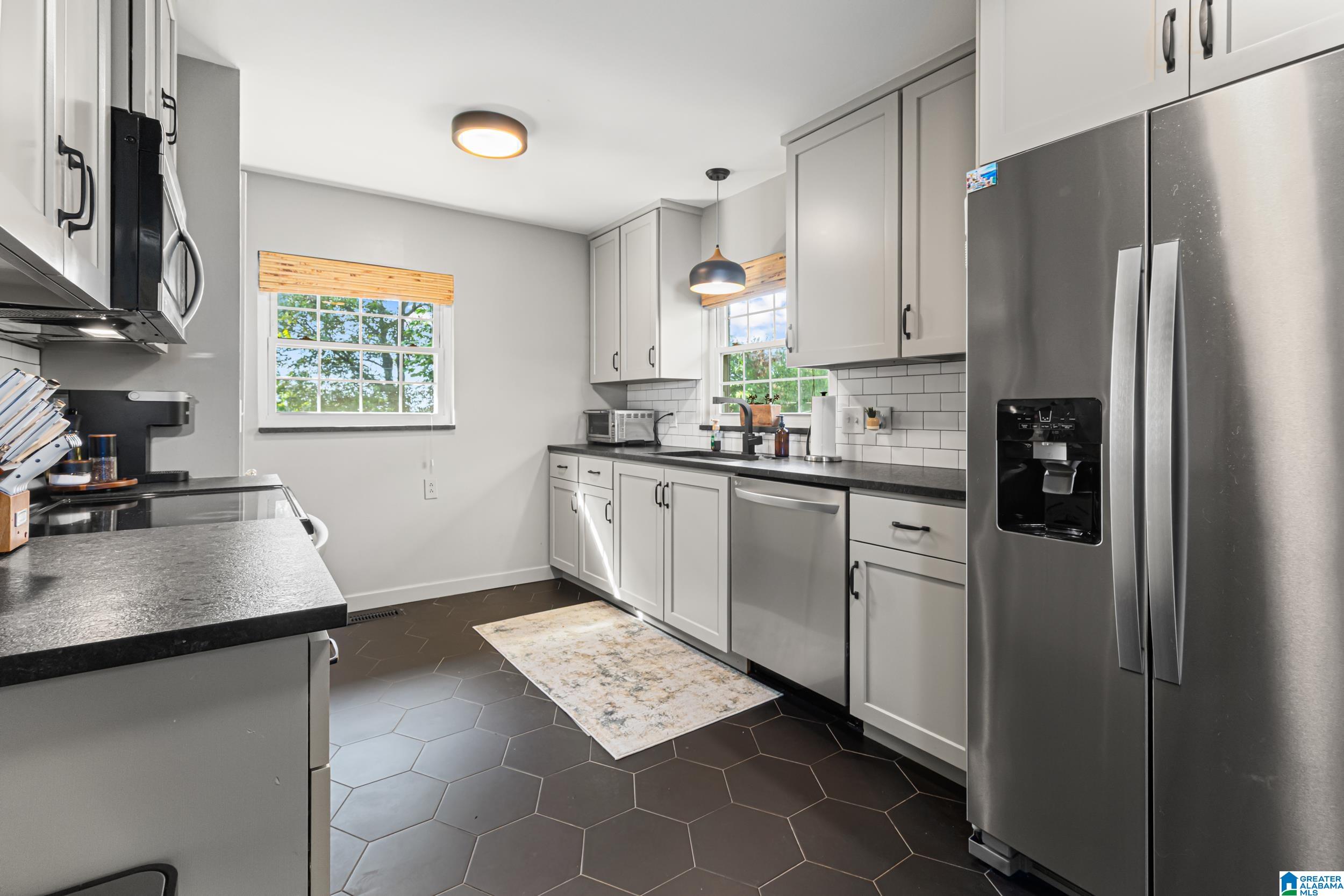 1112 58TH STREET S