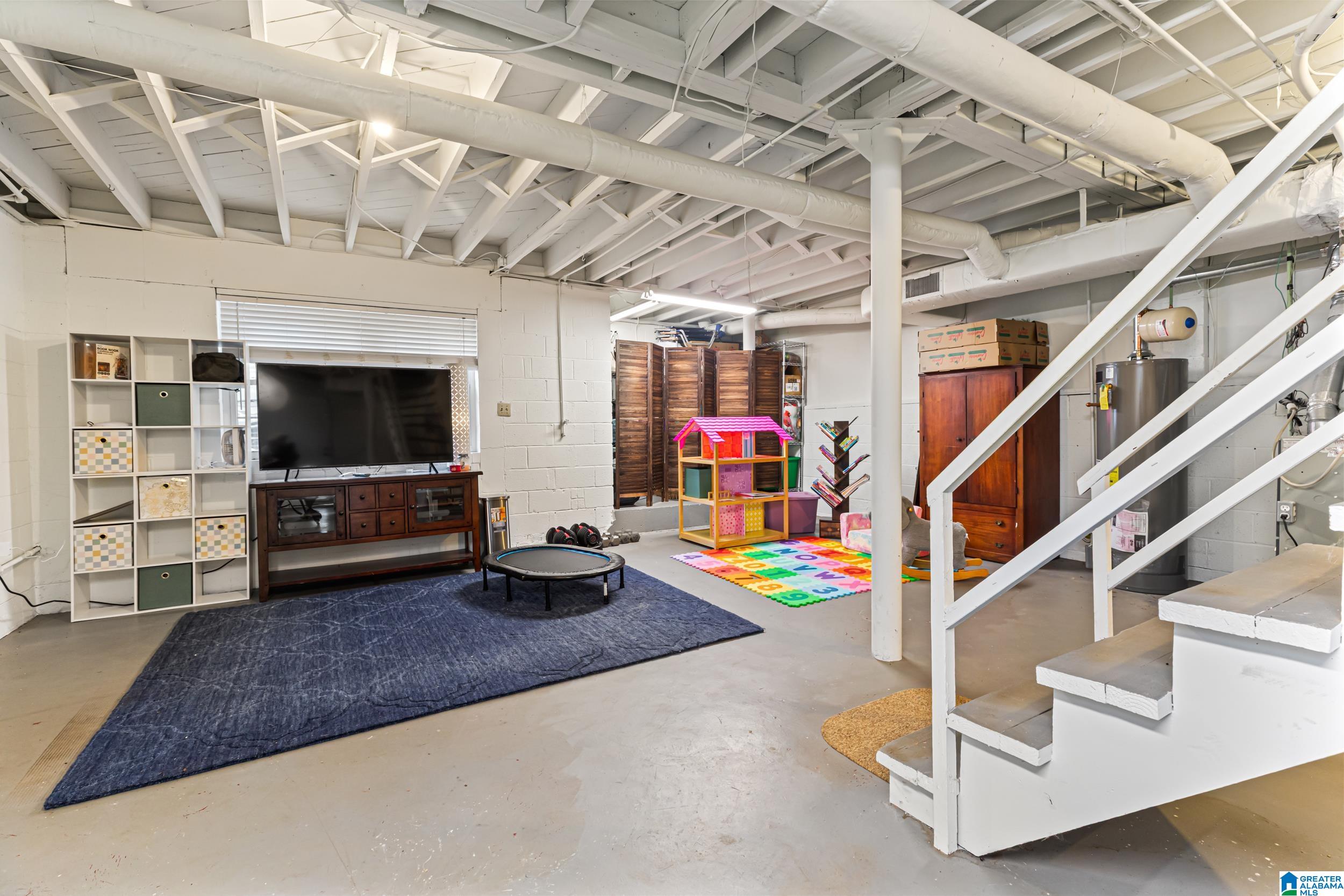 1112 58TH STREET S
