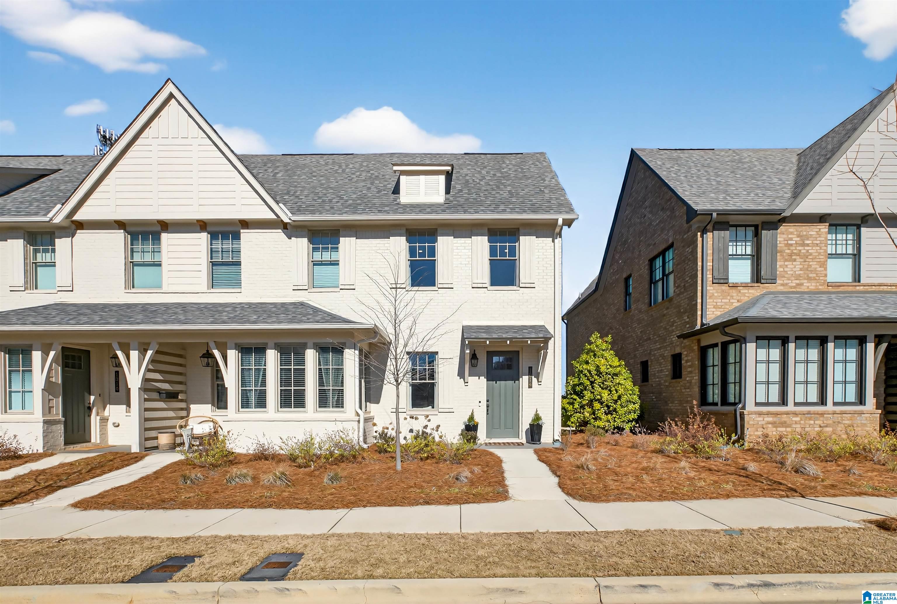 1014 WINDSOR DRIVE