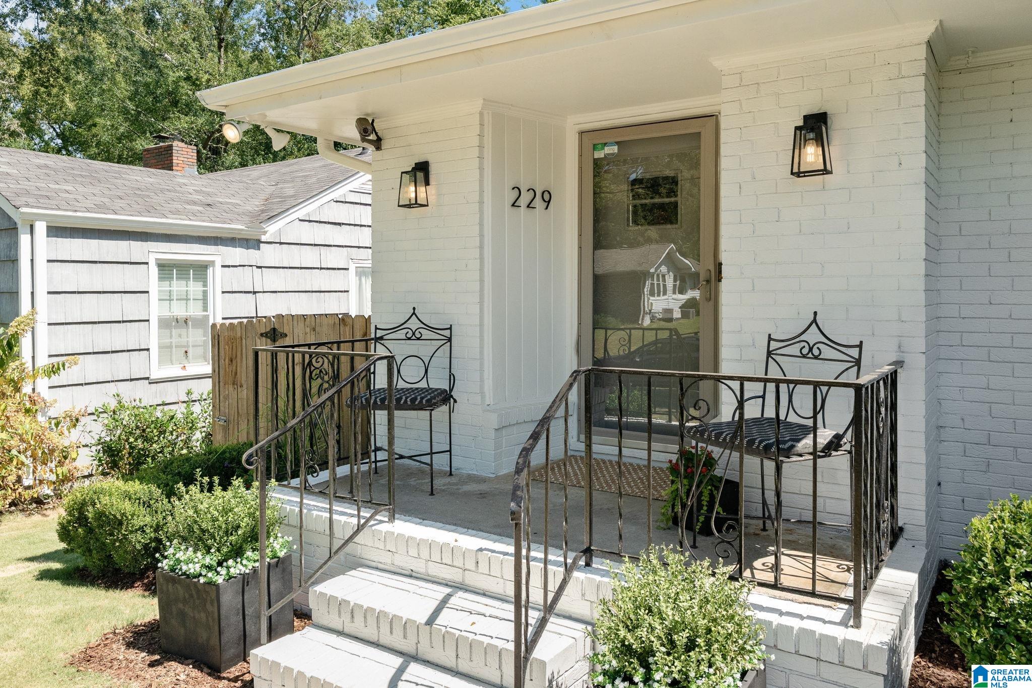 229 ROSEWOOD STREET