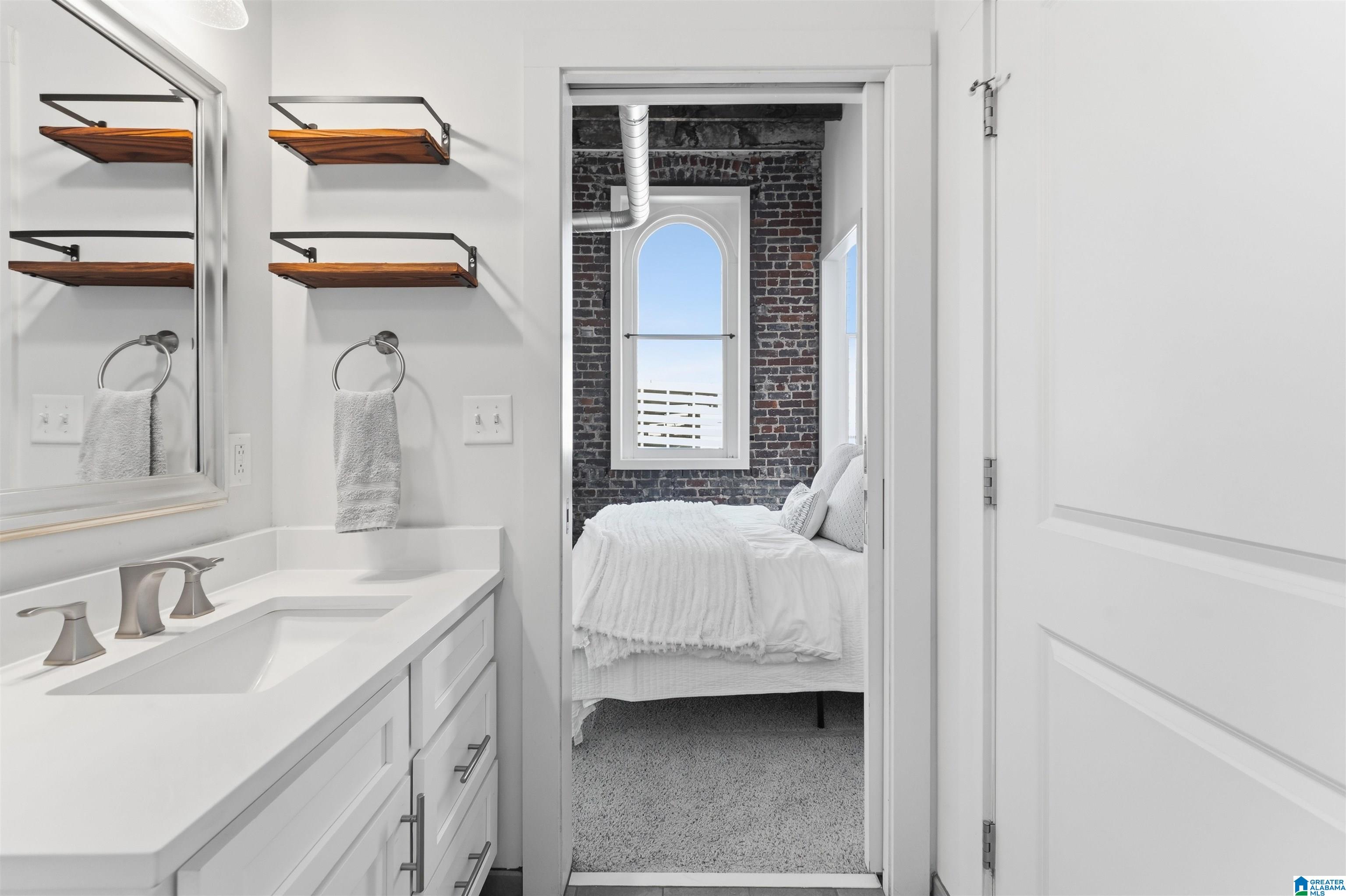 2015 1ST AVENUE Unit: 4A